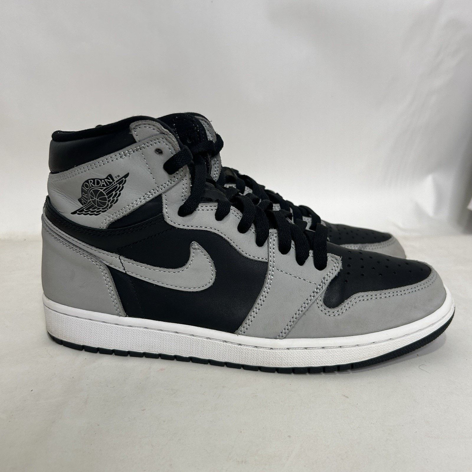 Jordan Brand Nike Air Jordan 1 High OG Retro “Shadow 2.0” Size US 10.5 / EU 43-44 - 4 Thumbnail
