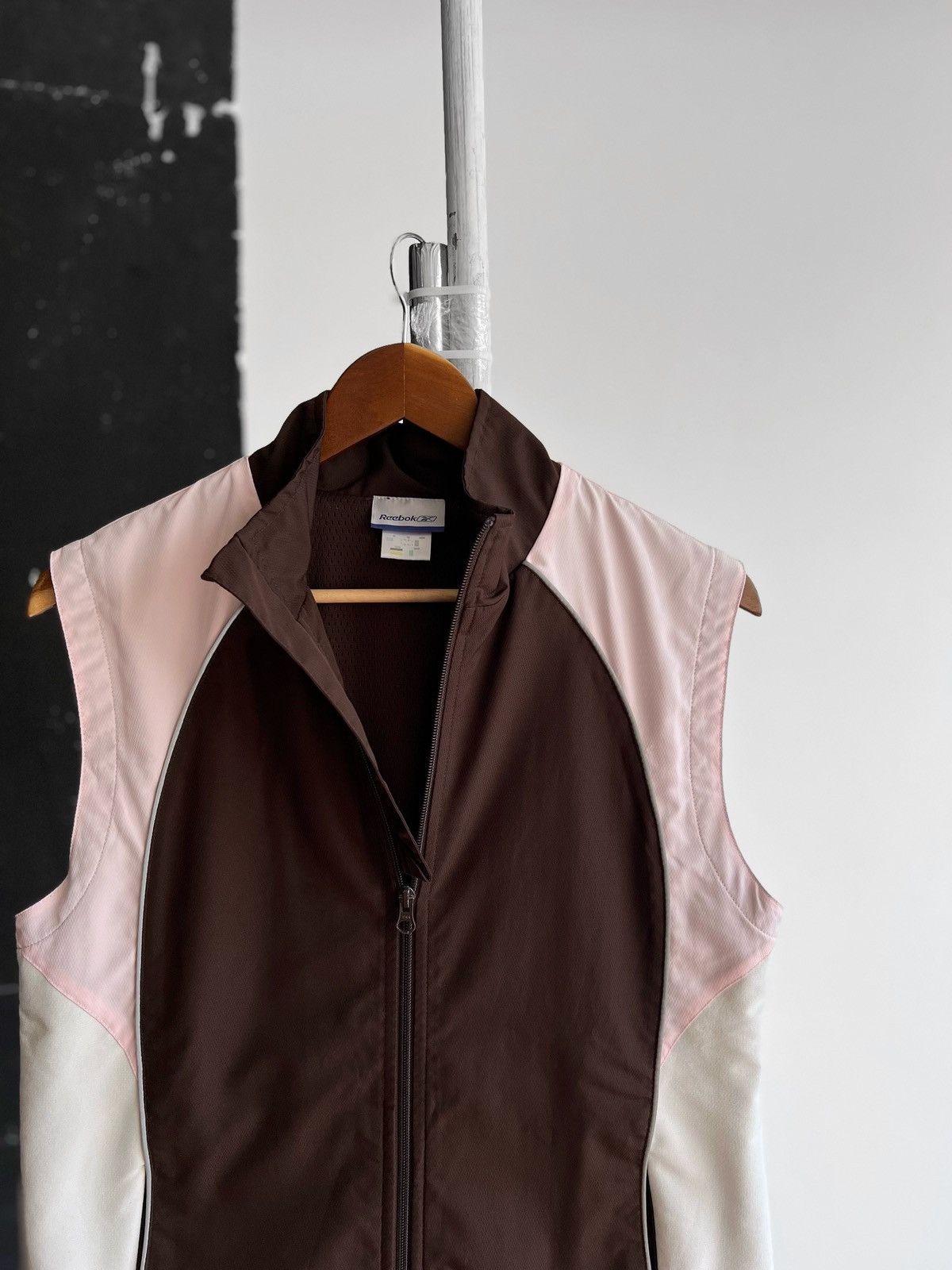 Reebok × Vintage Reebok Womens Vintage Y2K Full Zip Brown Vest Gilet Size M / US 6-8 / IT 42-44 - 2 Thumbnail
