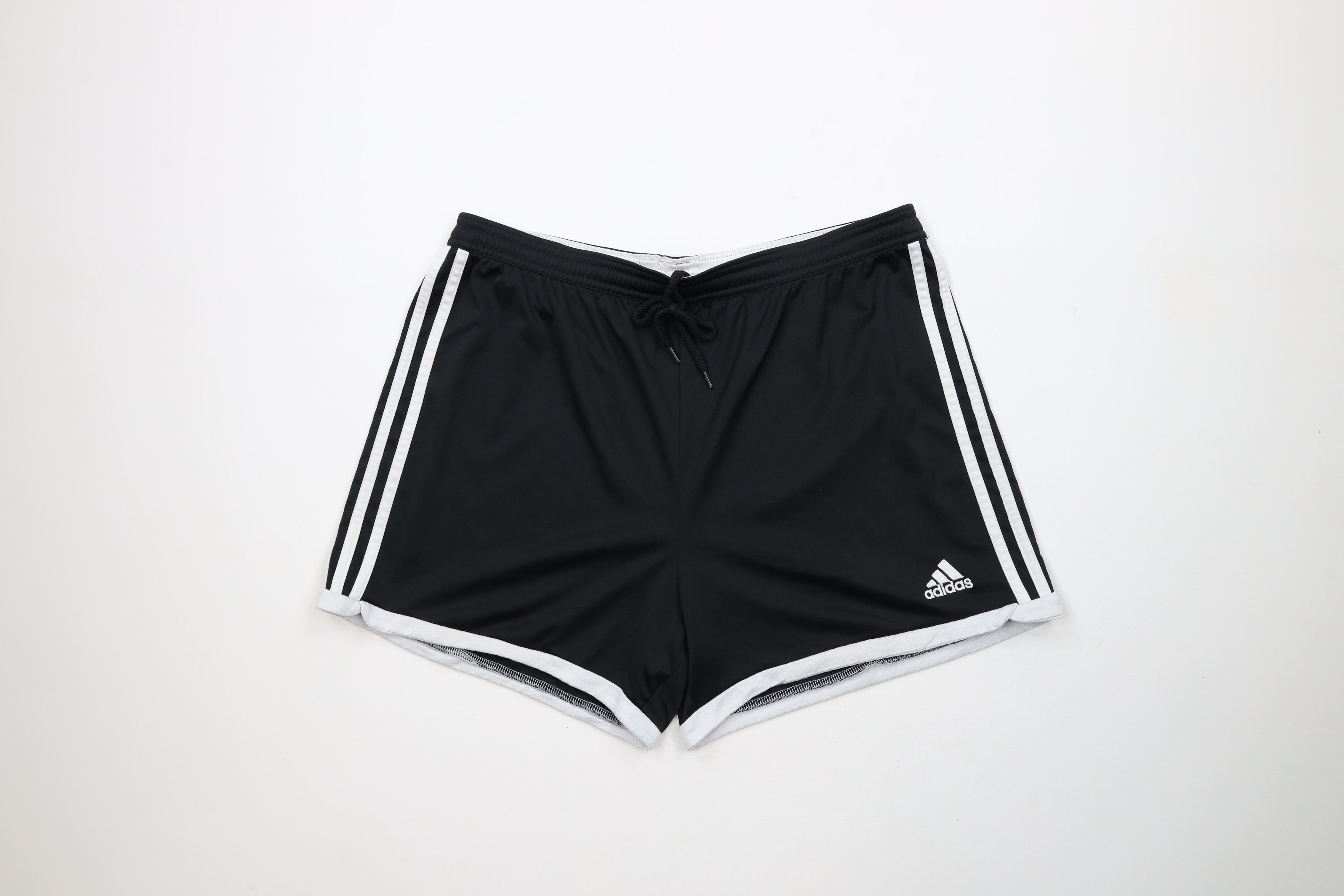 Adidas Vintage Adidas Striped Running Jogging Soccer Shorts Black Size 32" / US 10 / IT 46 - 1 Thumbnail