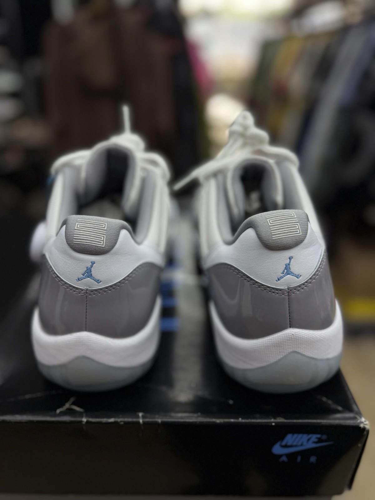 Jordan Brand Air Jordan 11 Retro Low Cement Grey White UNC Blue Size 13 Size US 13 / EU 46 - 6 Thumbnail