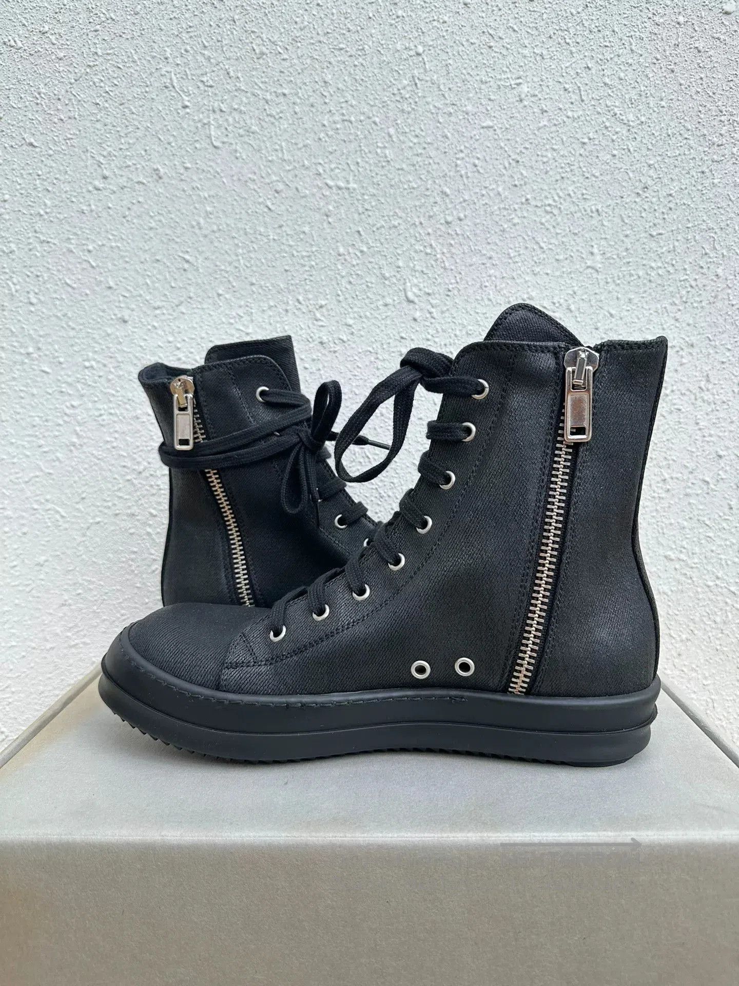 Rick Owens Rick Owens Waxed Converse High-Top Black. Size US 8 / EU 41 - 5 Thumbnail