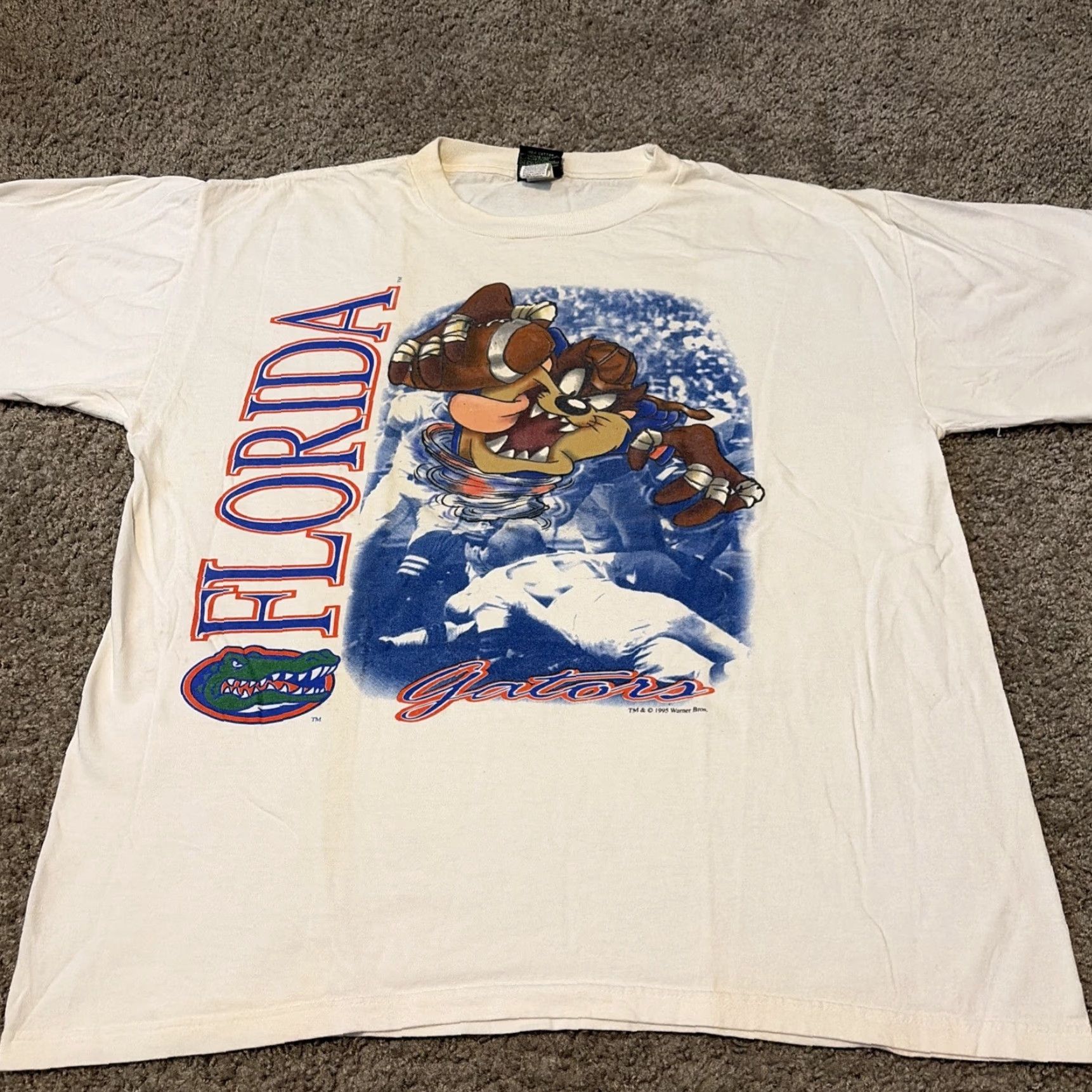Vintage VINTAGE Florida Gators Football Taz Looney Tunes Cartoon White T-Shirt XL Men Size US XL / EU 56 / 4 - 4 Thumbnail