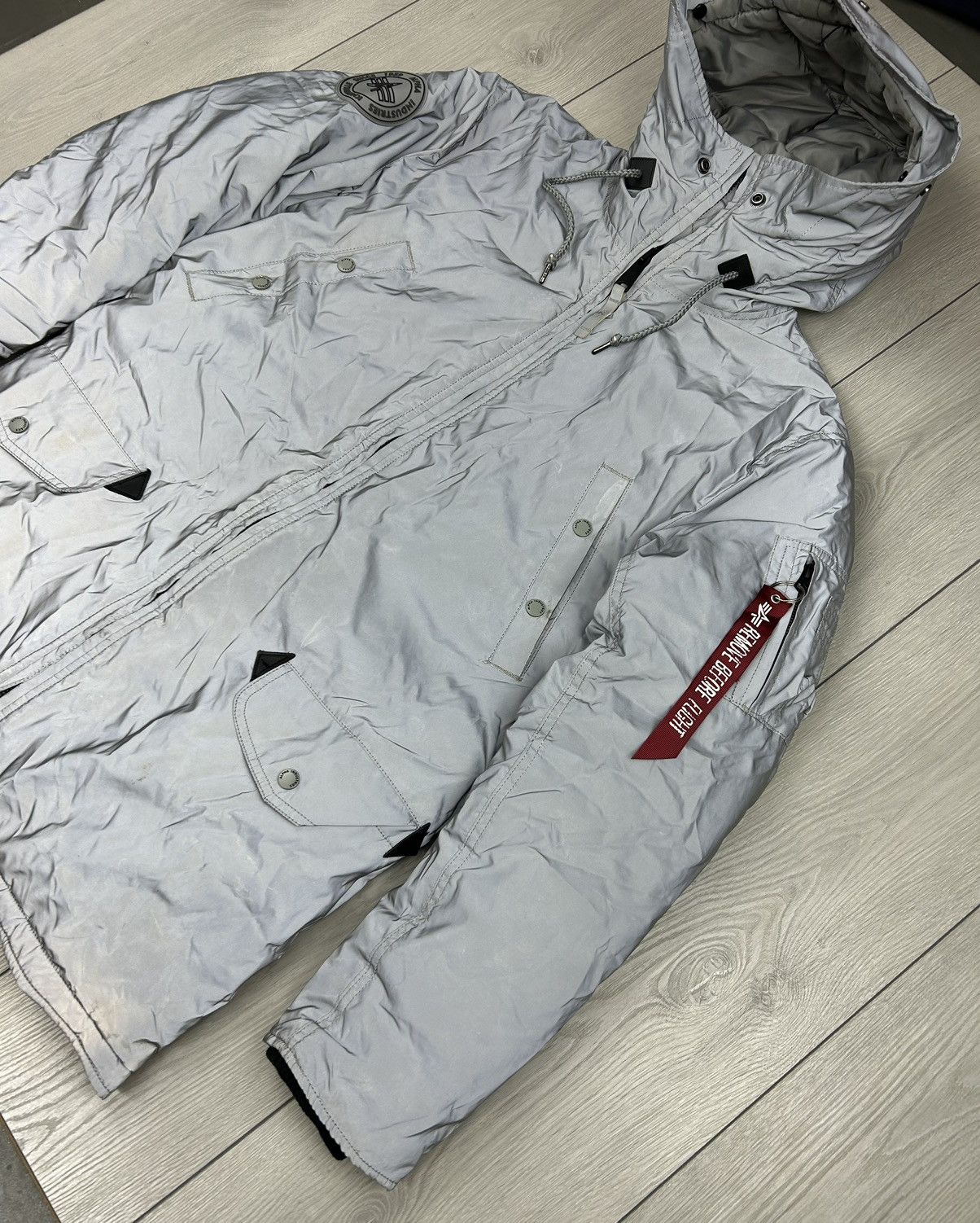 Alpha Industries Alpha Industrial Reflective Parka Jacket size S - M Size US S / EU 44-46 / 1 - 3 Thumbnail