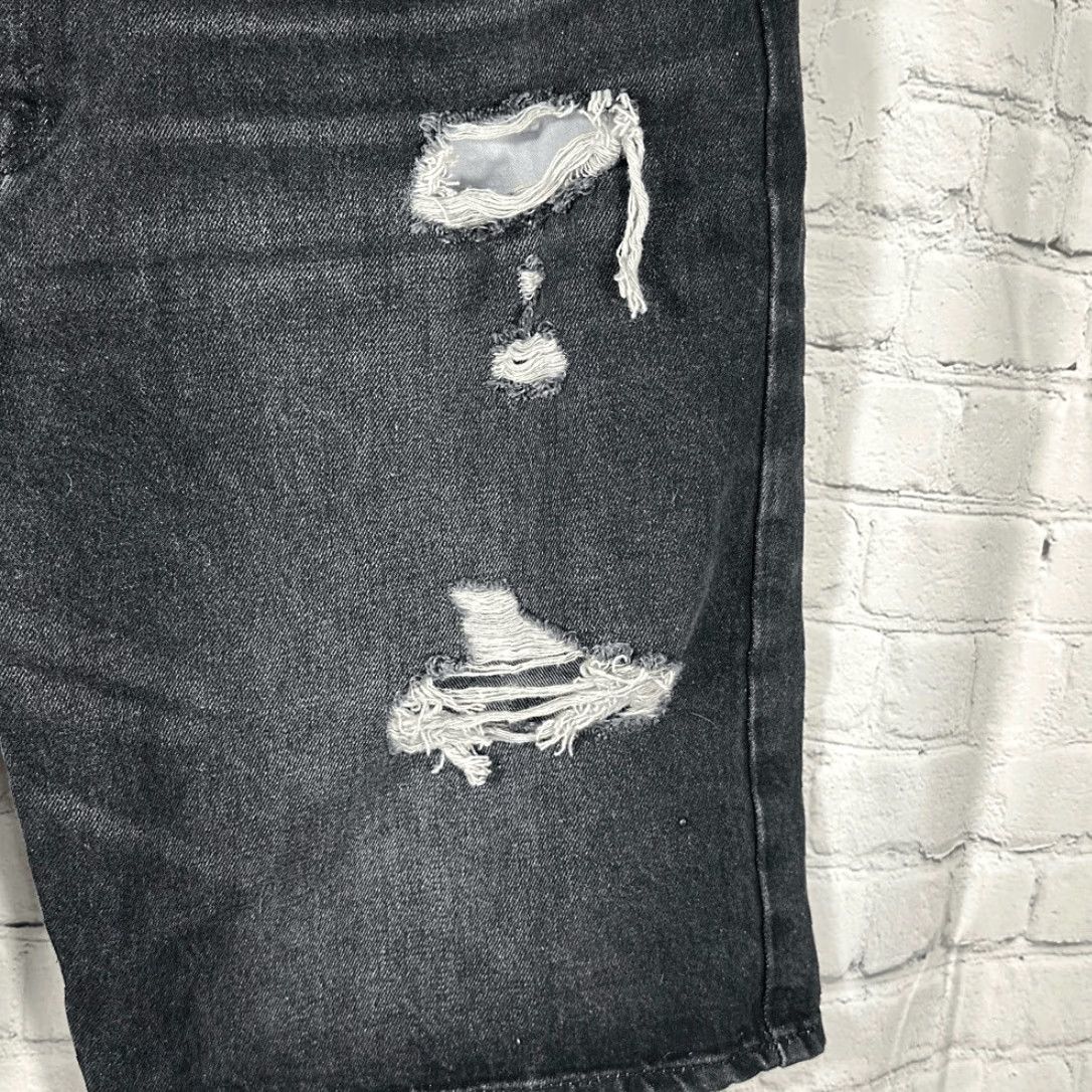 Levi's Levi’s 569 Loose Straight Distressed Black Jean Shorts Jorts Mens Jeans 38 Short Black Men Size 38 Distressed Blueprint? Size US 38 / EU 54 - 3 Thumbnail