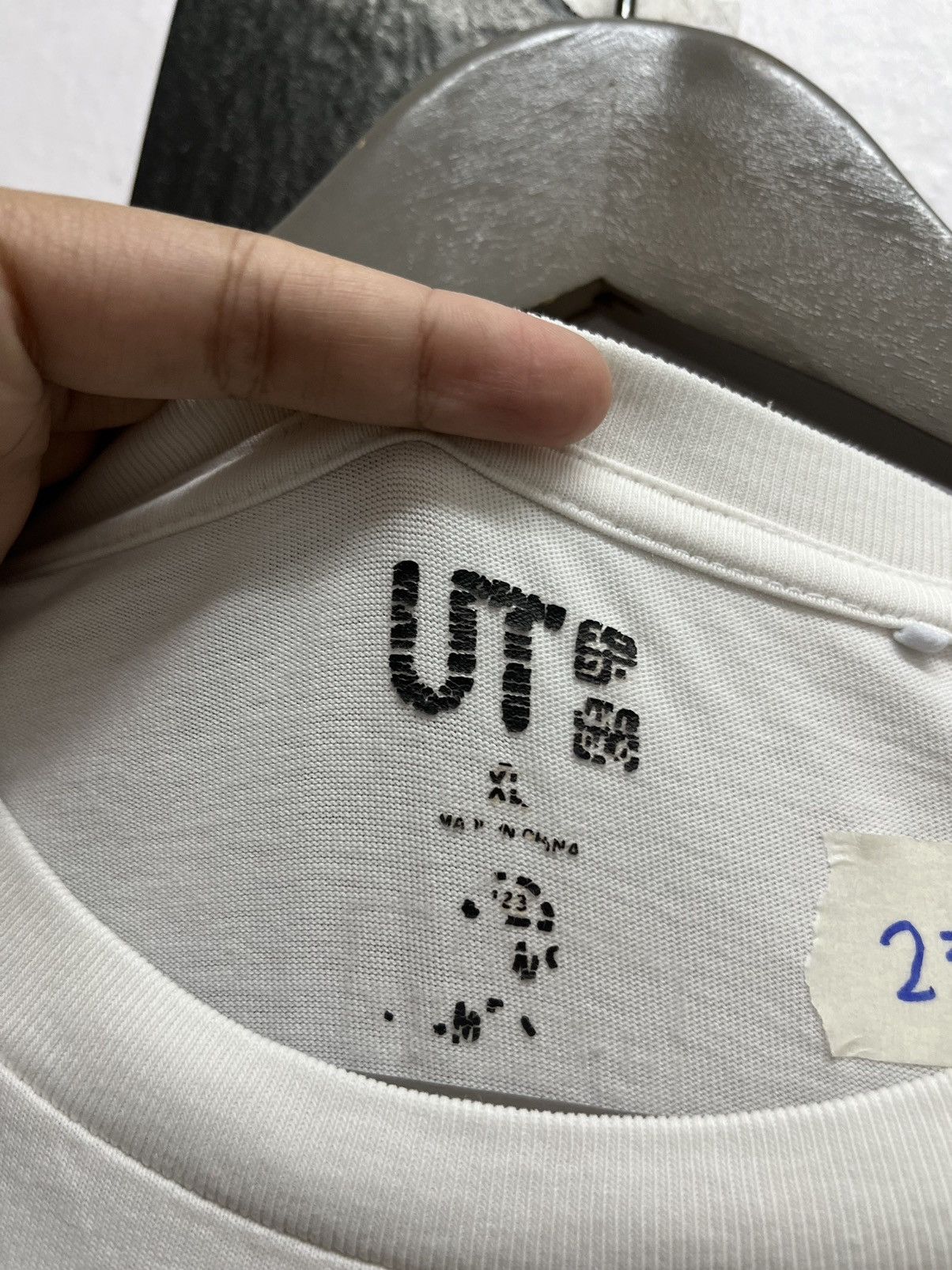 Kaws × Uniqlo Uniqlo x Kaws Sesame Street TShirt Size US XL / EU 56 / 4 - 2 Thumbnail