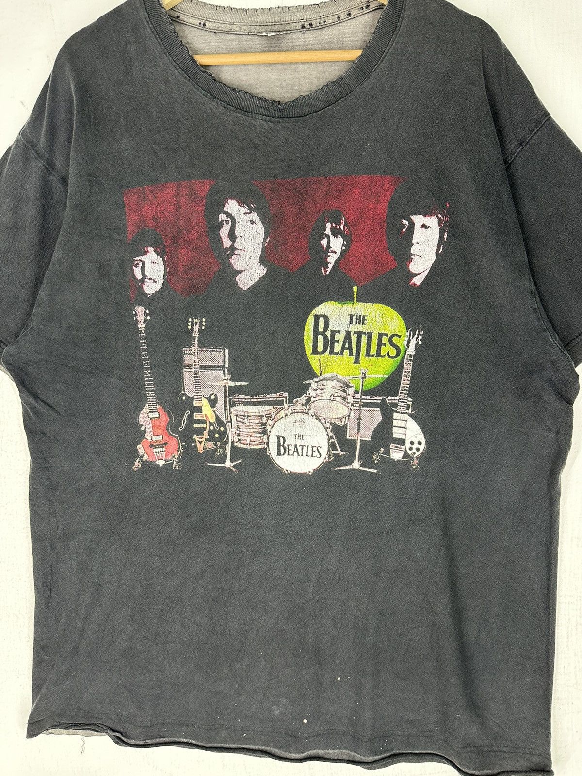 Band Tees Thrashed Vintage The Beatles Sun Faded Shirt Tee Size US L / EU 52-54 / 3 - 4 Thumbnail
