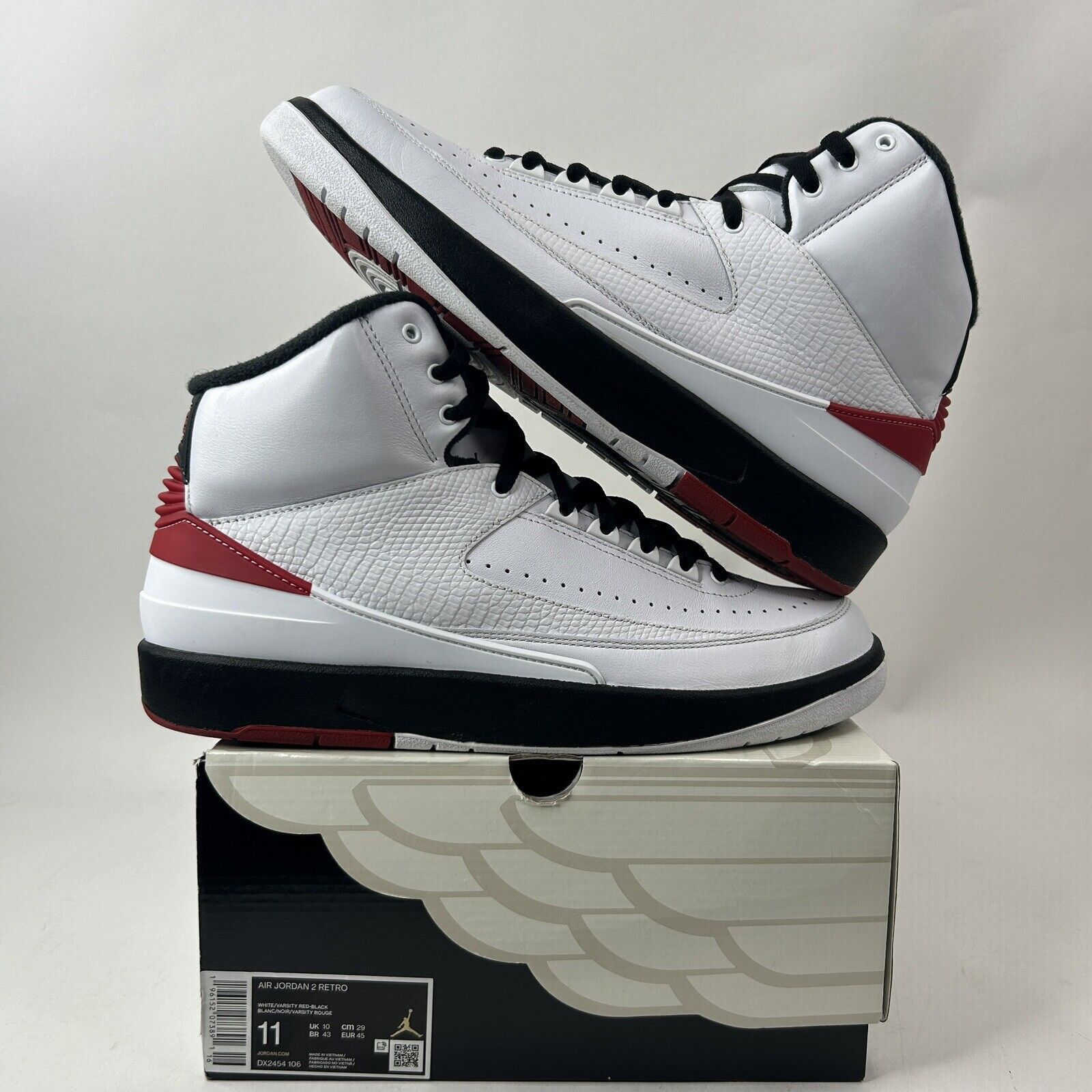 Nike Nike Shoes Air Jordan 2 OG “Chicago/Bulls” 2024 Size US 11 / EU 44 - 1 Thumbnail