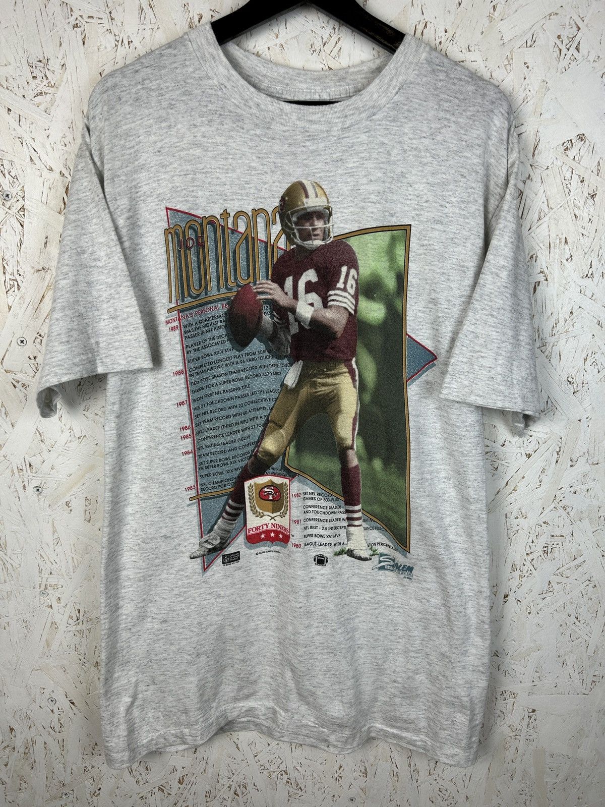 Salem Sportswear Salem Sportswear 1990 Joe Montana 49ERS NFL T-Shirt L Size US L / EU 52-54 / 3 - 1 Thumbnail