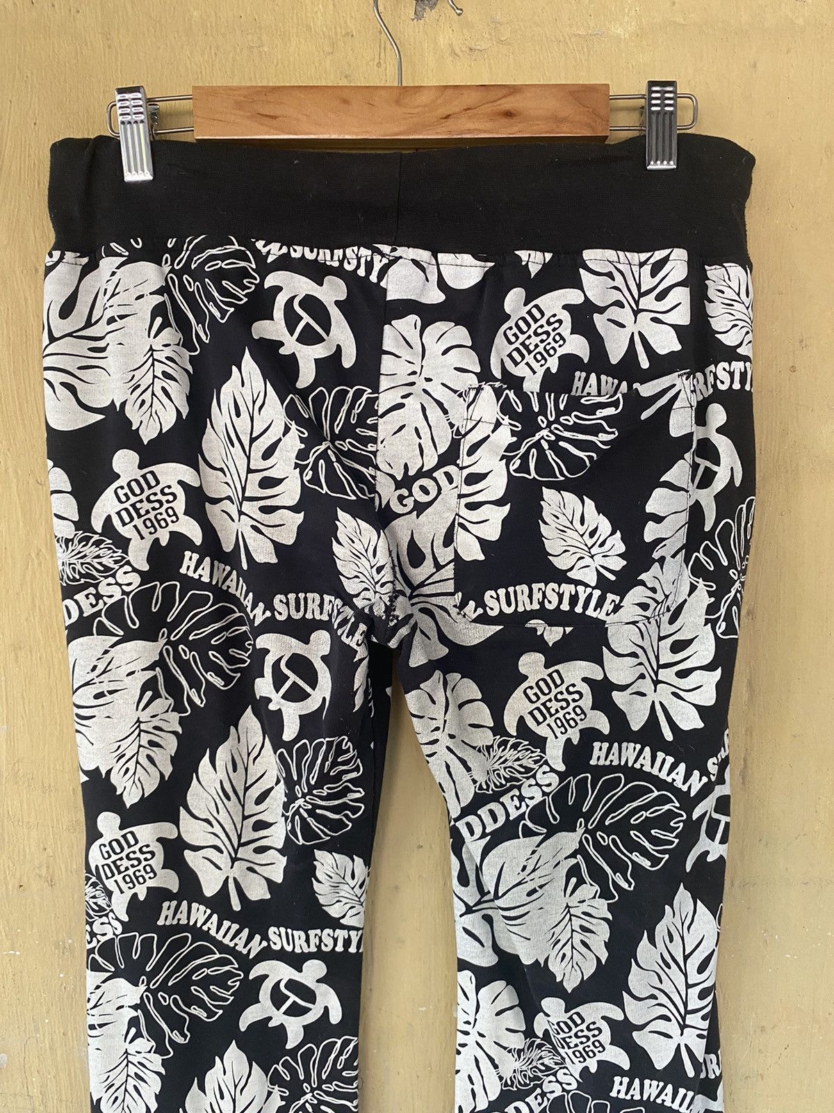Japanese Brand Team Goddis Gyonan Chisasaki Hawaii Flowers Japanese Brand Size 30" / US 8 / IT 44 - 5 Thumbnail