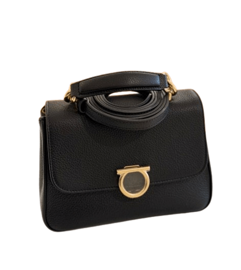 Salvatore Ferragamo o1s1rm0526 Size : OS / Shoulder Bag in Black Size ONE SIZE - 1 Preview