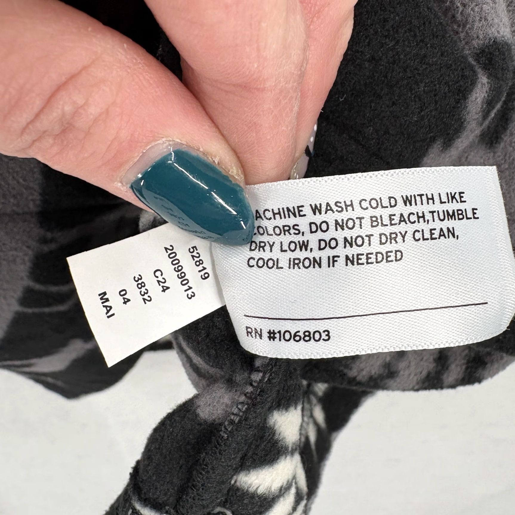 Vintage Duluth Doubleback Printed Fleece Pullover Womens Large Black Fair Isle Cozy Soft Size L / US 10 / IT 46 - 6 Thumbnail