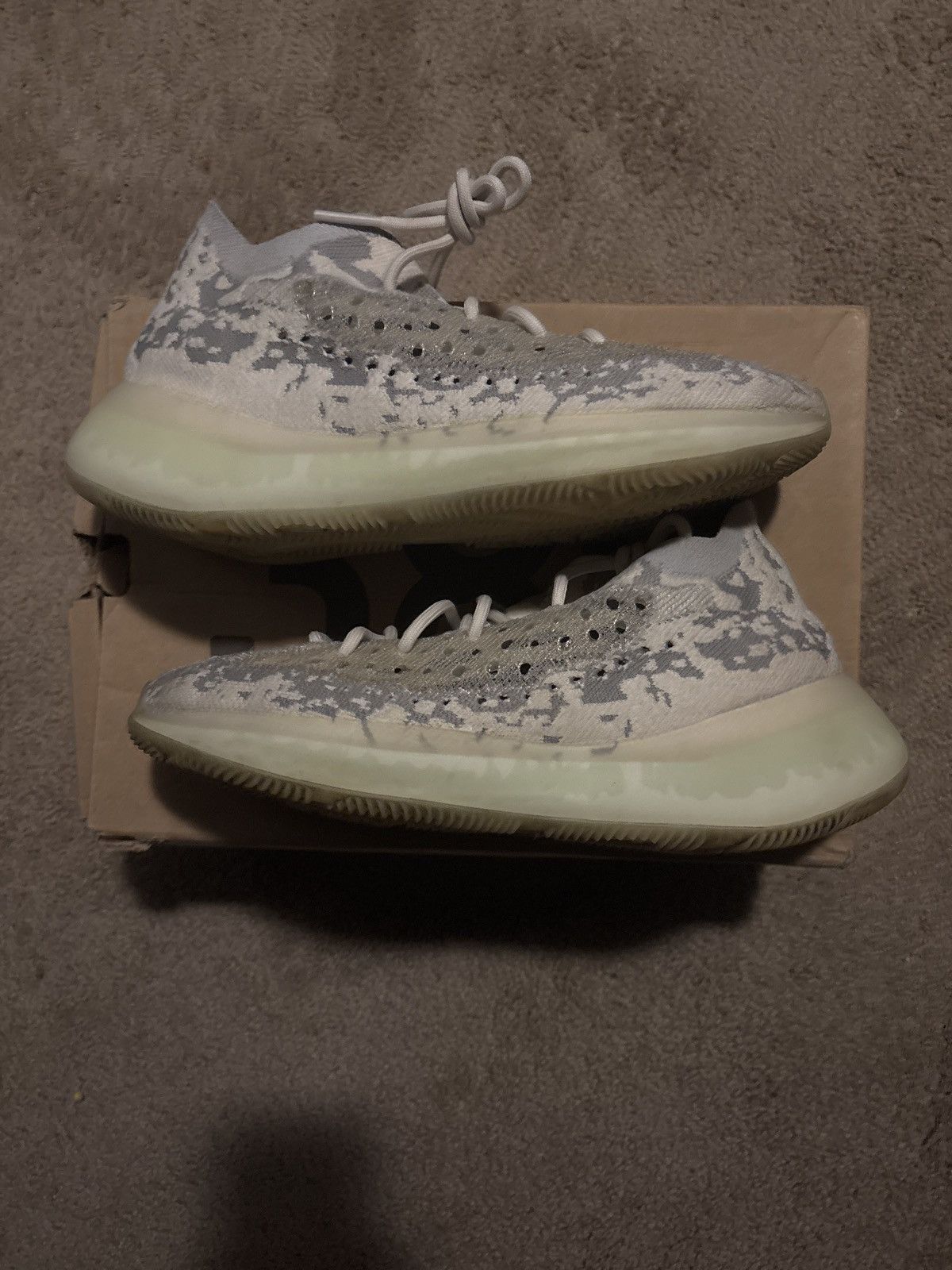 Yeezy Adidas 380 Alien size 9.5 Size US 9.5 / EU 42-43 - 2 Thumbnail
