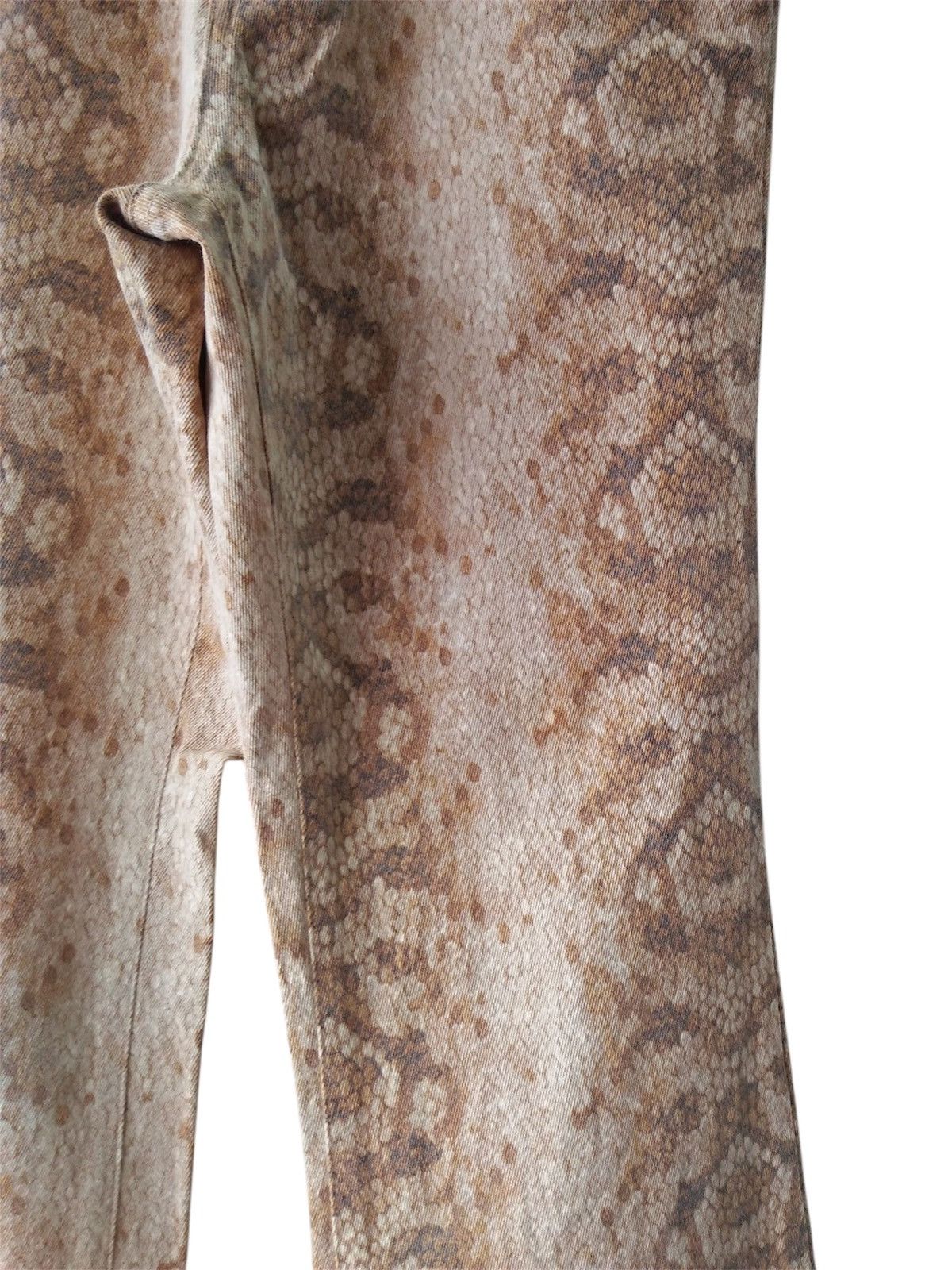 If Six Was Nine Rare!! Vintage Snake Skin ROUX DI PERFE Flare Jeans Size US 28 / EU 44 - 9 Thumbnail
