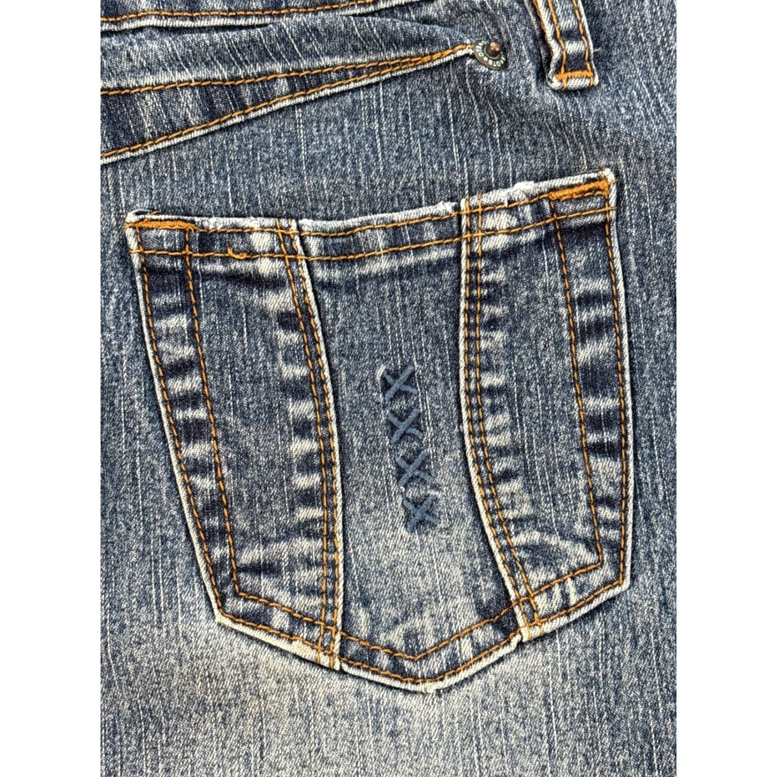 Denime VINTAGE One Tuff Babe Skirt Womens 10 Denim Mini Frayed Cut Off 90s Blue Cotton Blend Solid Short 90s Womens Size 32" / US 10 / IT 46 - 2 Thumbnail