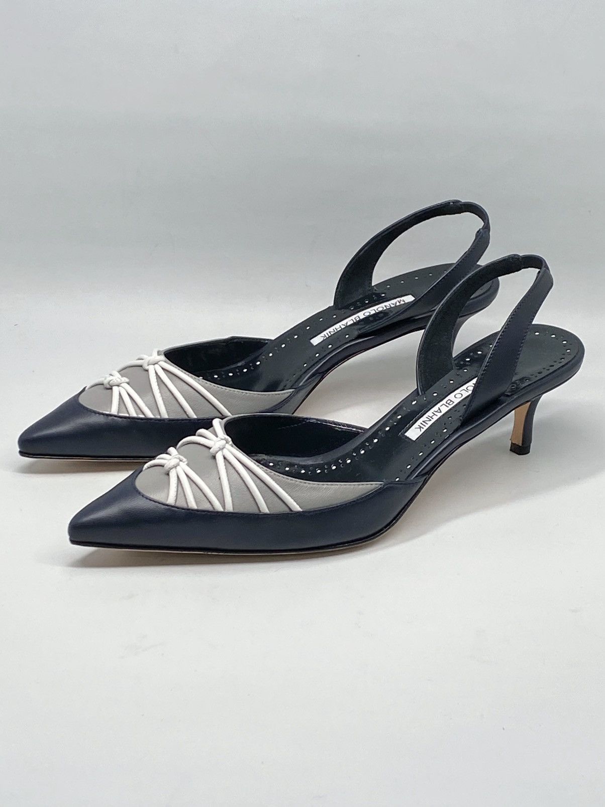 Manolo Blahnik Manolo Blahnik Maretsli 50MM Leather Slingback Pumps size 39 Size US 9 / IT 39 - 3 Thumbnail
