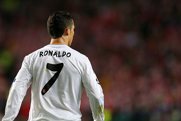 Adidas Real madrid home 2013/2014 cristiano ronaldo jersey football Size US S / EU 44-46 / 1 - 16 Thumbnail