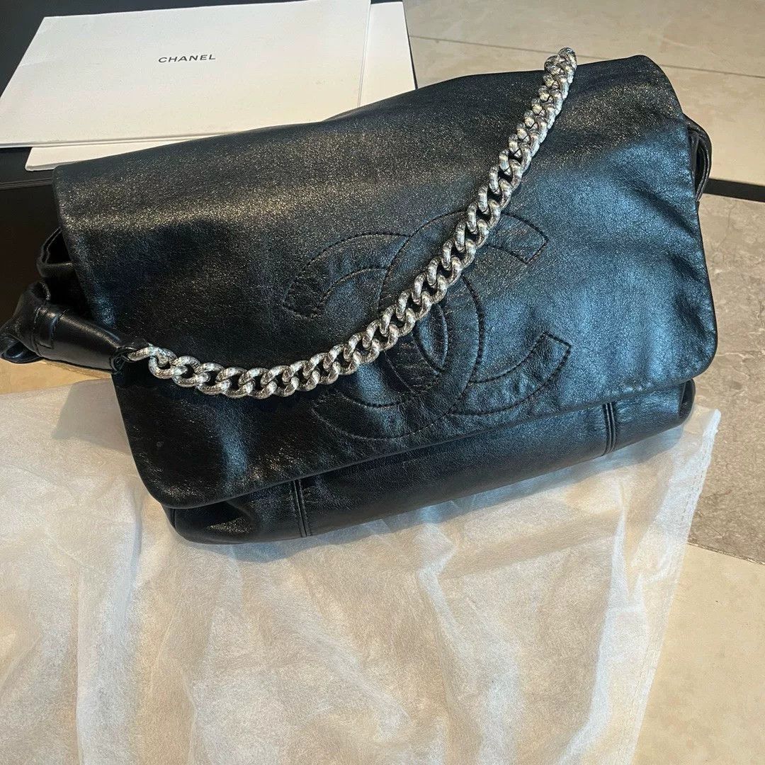 Chanel Pre-loved Bag Very good condition Size ONE SIZE - 1 Thumbnail