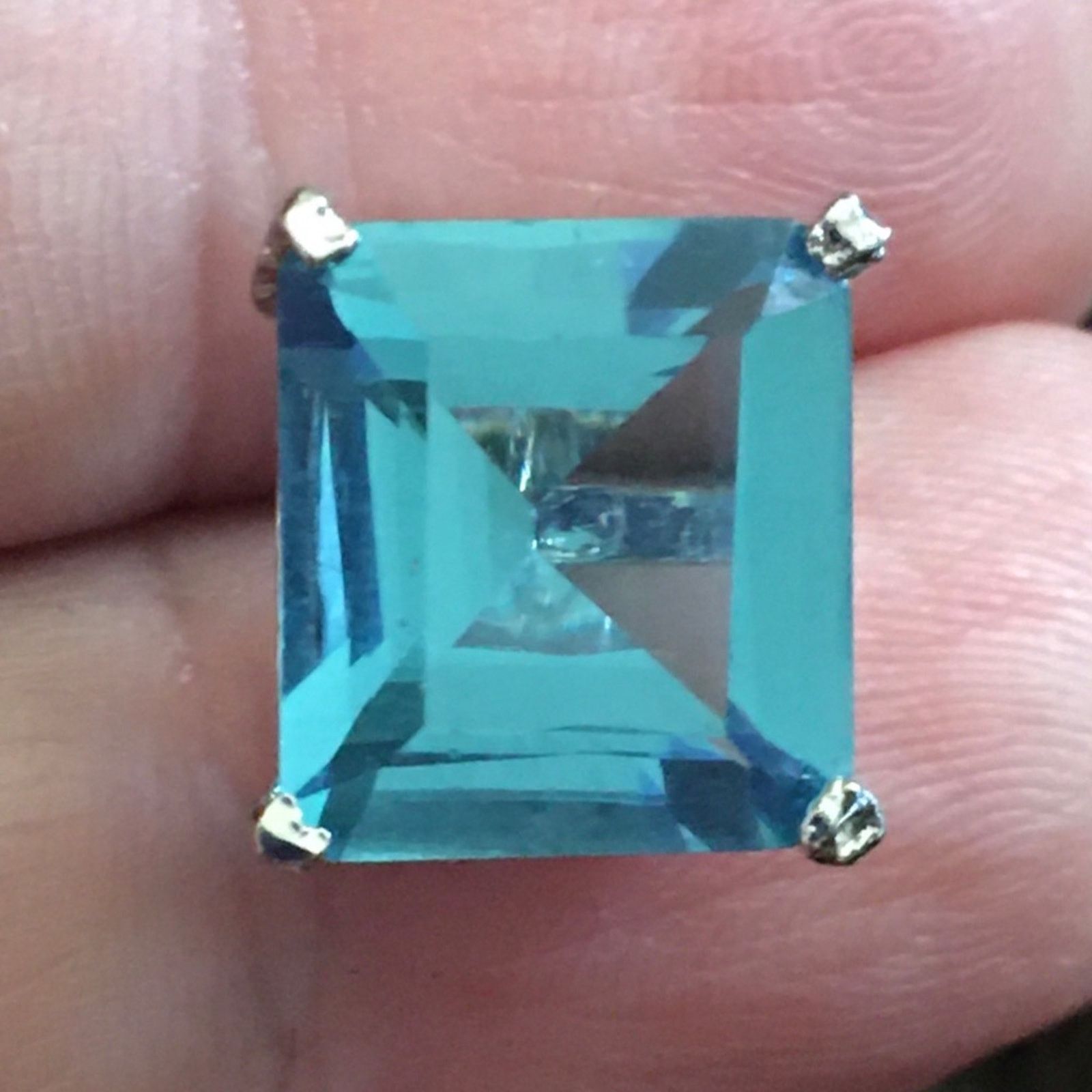 Jewelry Janku simulated square cut blue topaz earrings Size ONE SIZE - 5 Thumbnail