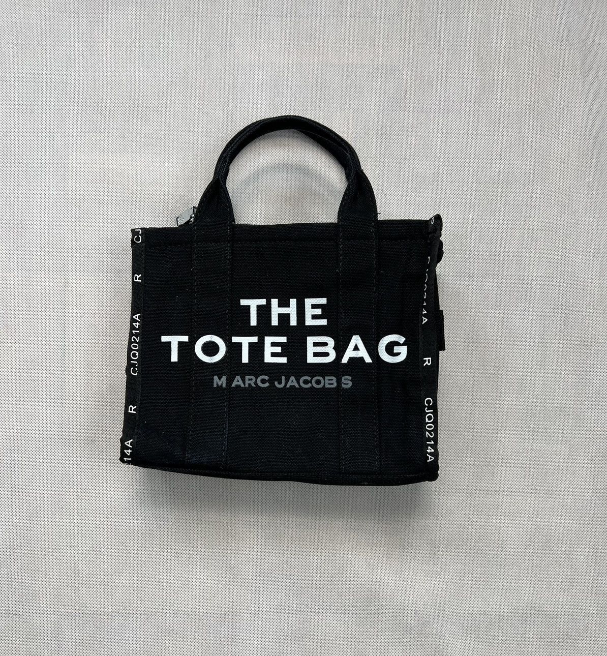 Marc Jacobs Handbag The Tote Bag Marc Jacobs Black High End Size ONE SIZE - 2 Thumbnail