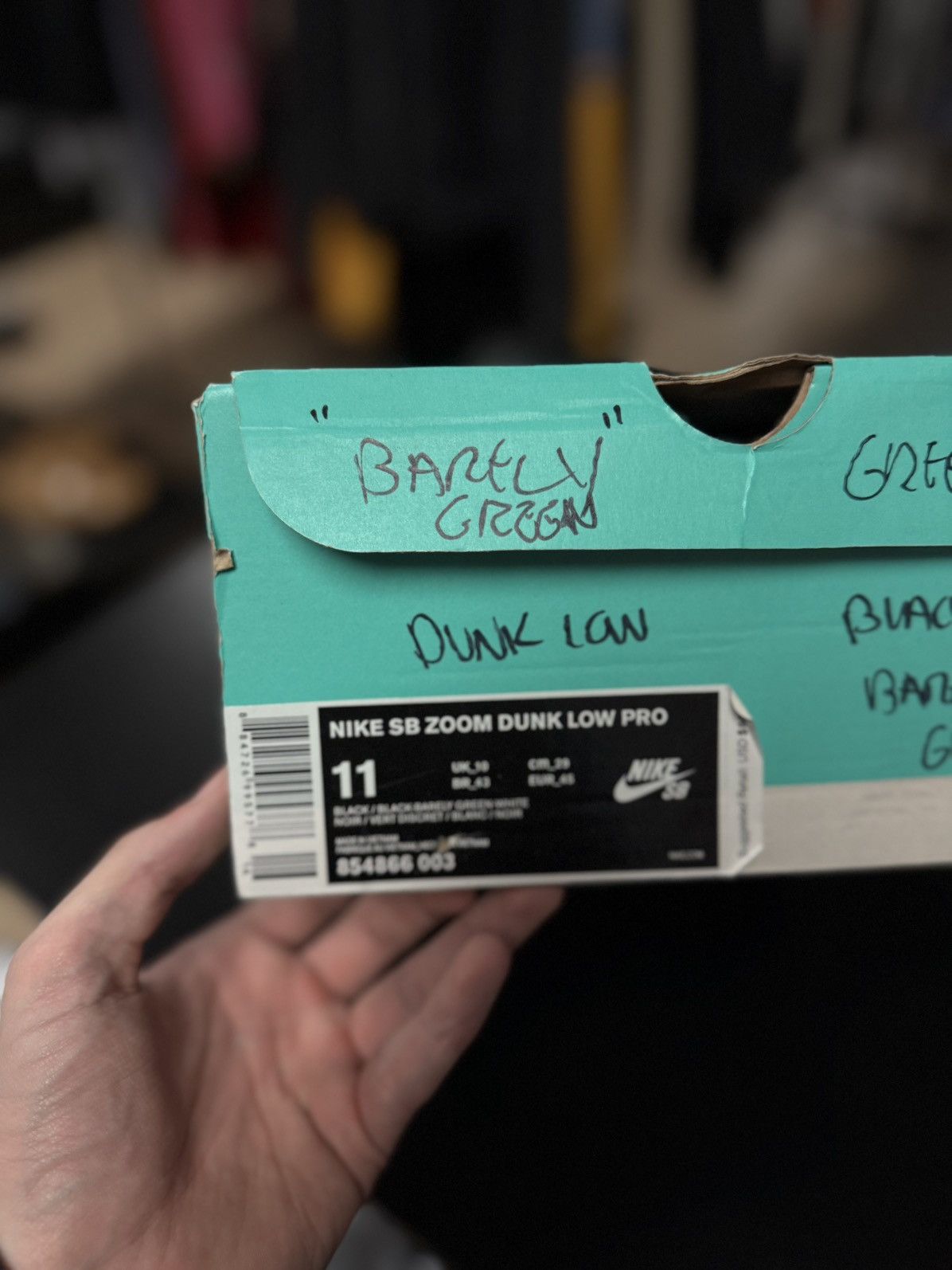 Nike Nike SB Zoom Dunk Low Pro 'Barely Green' 854866-003 Size 11 Size US 11 / EU 44 - 15 Thumbnail