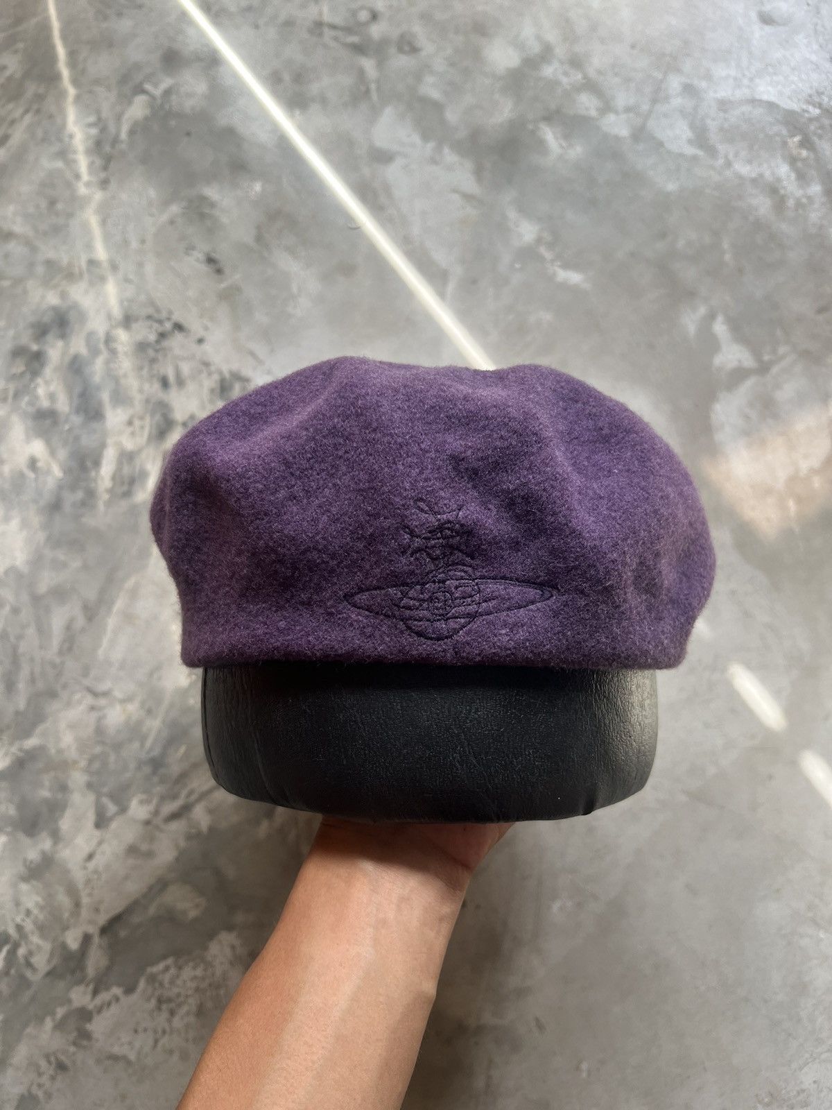 Vintage × Vivienne Westwood Vintage Vivienne Westwood Orb Logo Beret Hat Size ONE SIZE - 1 Thumbnail