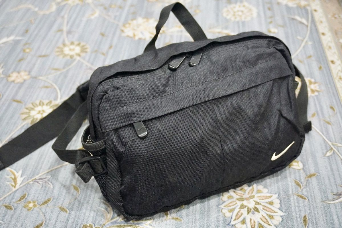 Nike × Vintage Vintage nike waist bag Size ONE SIZE - 1 Thumbnail