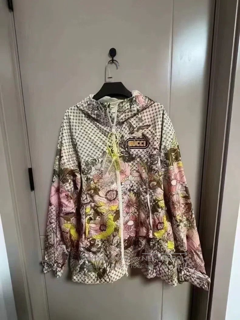 Gucci Gucci Show floral rhinestone letter logo windbreaker jacke Size XS / US 0-2 / IT 36-38 - 1 Thumbnail