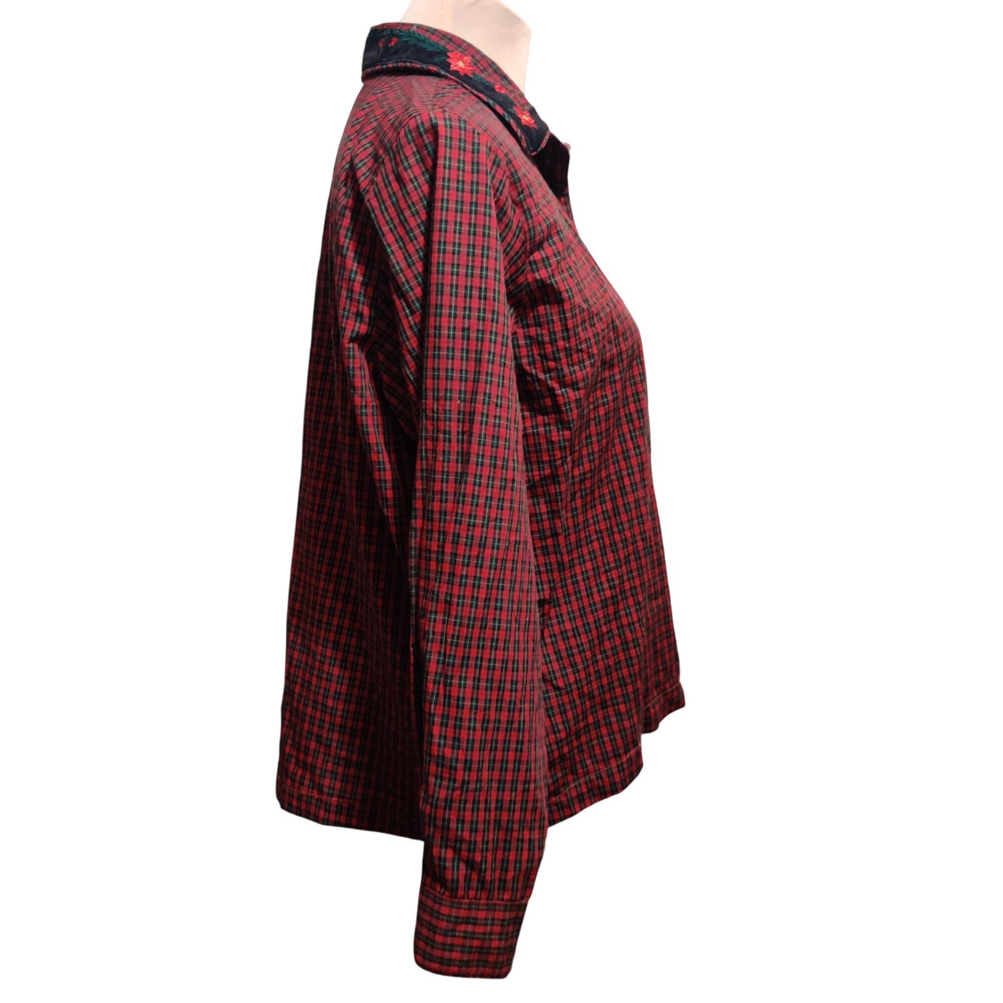 Vintage Vintage Karen Scott M Red Green Plaid Button Shirt Embroider Size M / US 6-8 / IT 42-44 - 10 Thumbnail