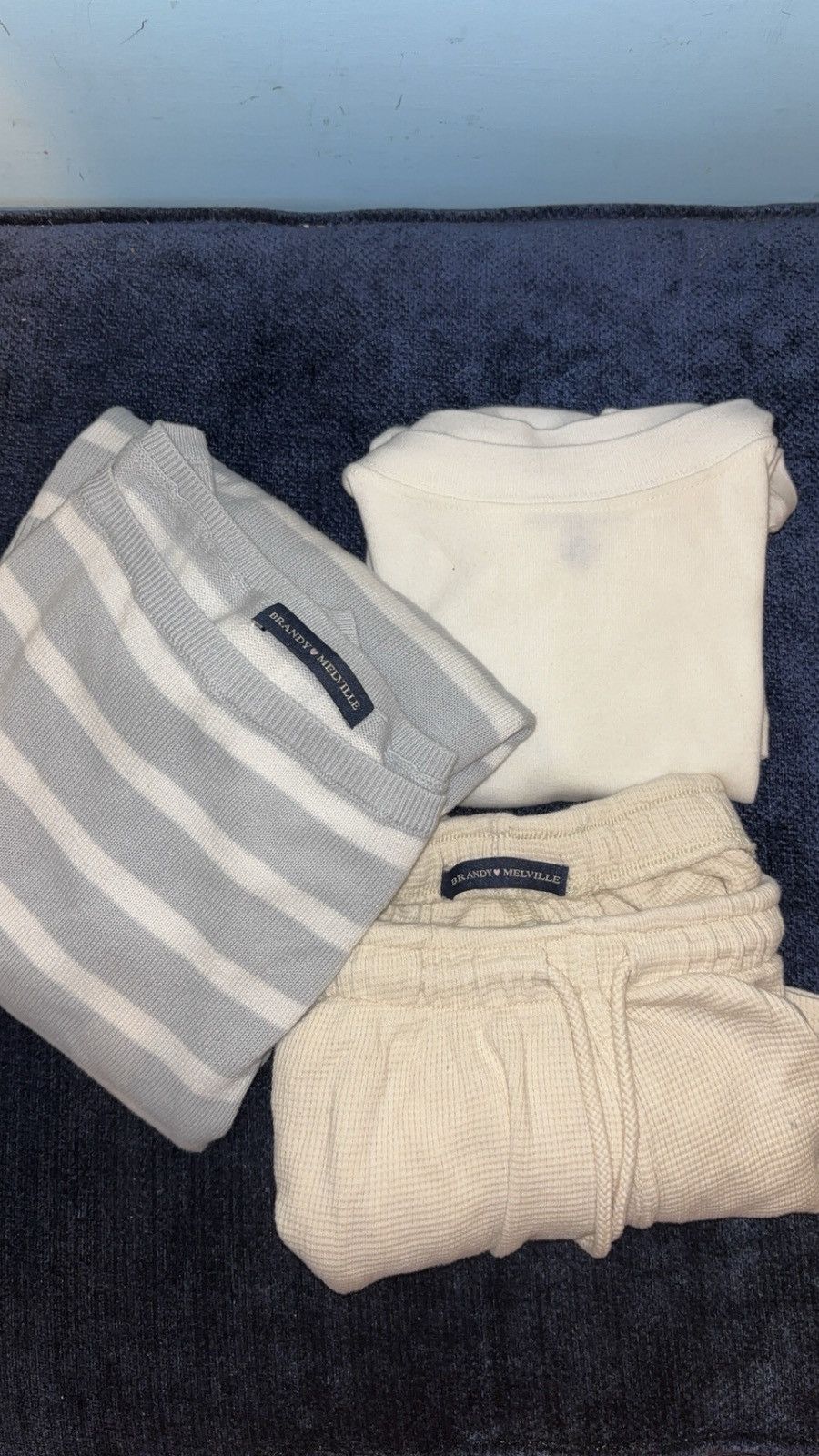 Brandy Melville BRANDY MELVILLE BUNDLE🌟 Size ONE SIZE - 1 Thumbnail