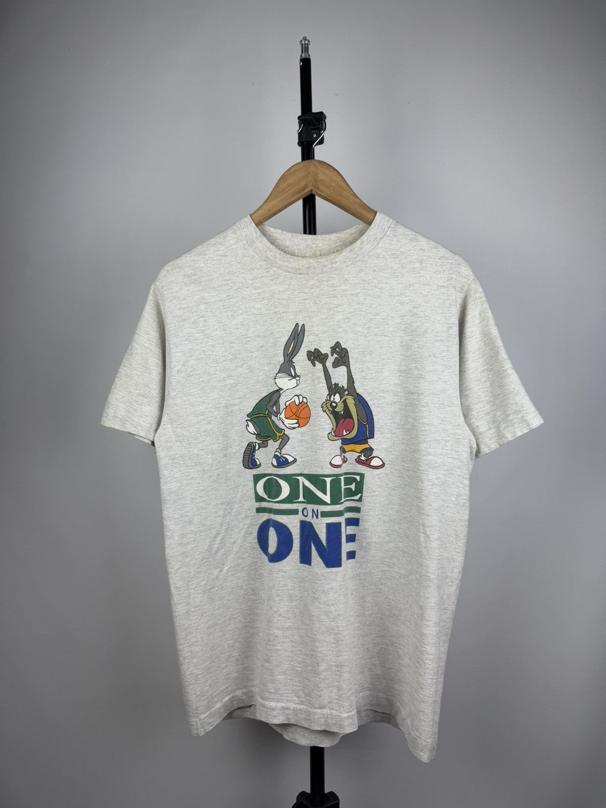 Vintage × Warner Bros Vintage 1991 Bugs Bunny & Taz Warner Bros Tee Shirt Size US L / EU 52-54 / 3 - 1 Thumbnail