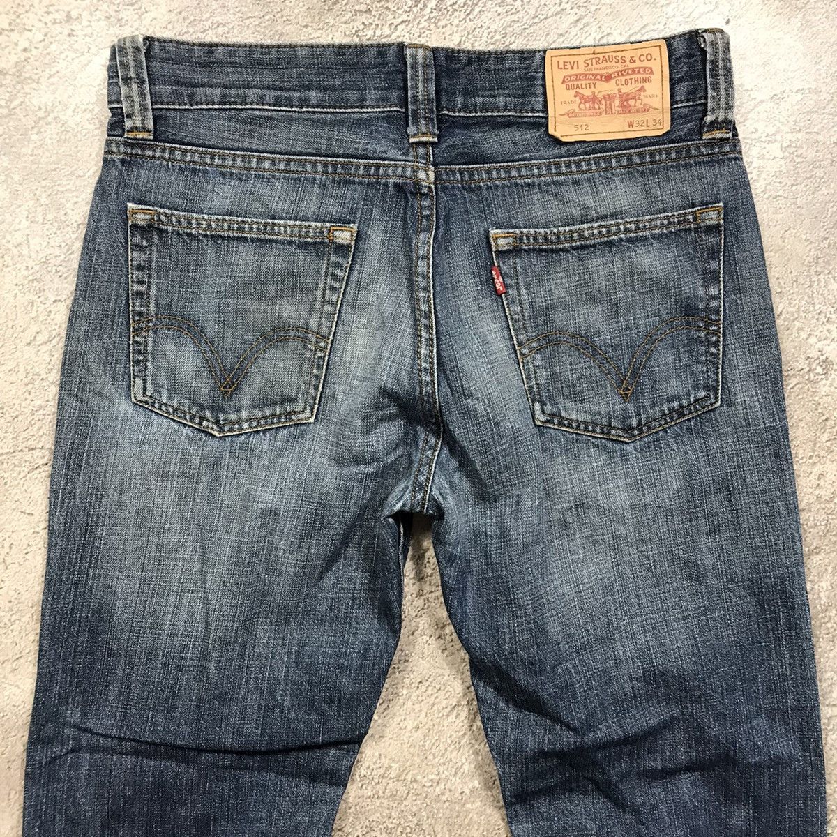 Vintage Vintage 90s Levis Distressed Baggy Jeans Grunge Thrashed 32 Size US 32 / EU 48 - 5 Thumbnail