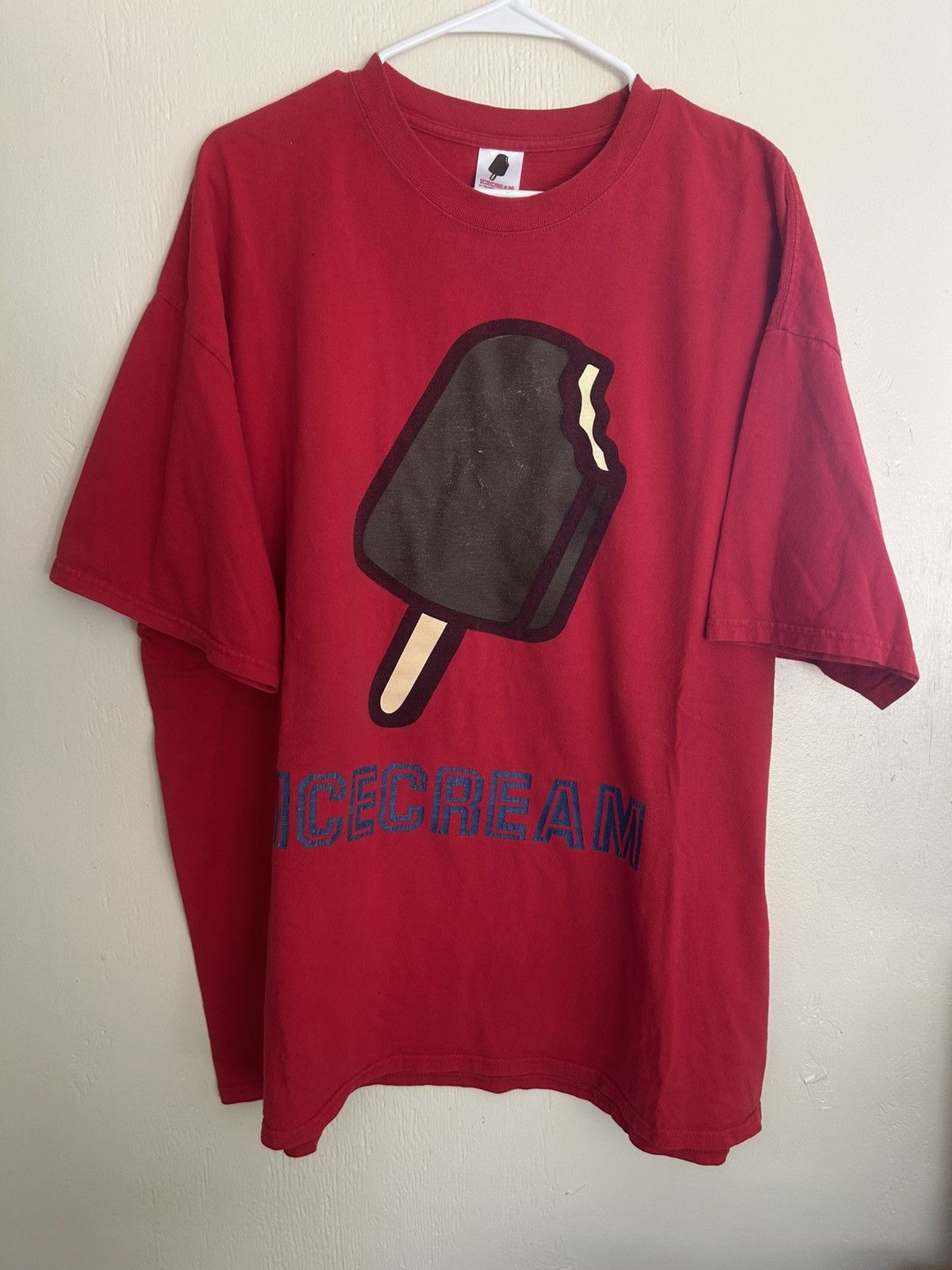 Icecream Vintage Icecream Red Graphic T-shirt Size US XXL / EU 58 / 5 - 1 Thumbnail