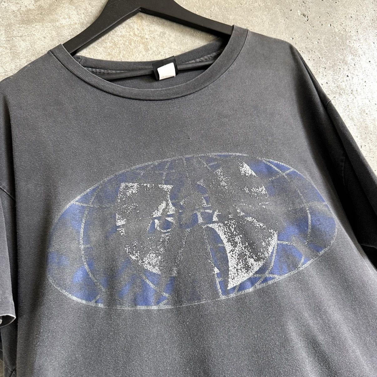 Rap Tees × Vintage × Wu-Tang Clan 90’s FADED Wu-Tang Clan T-Shirt Size US XL / EU 56 / 4 - 1 Thumbnail