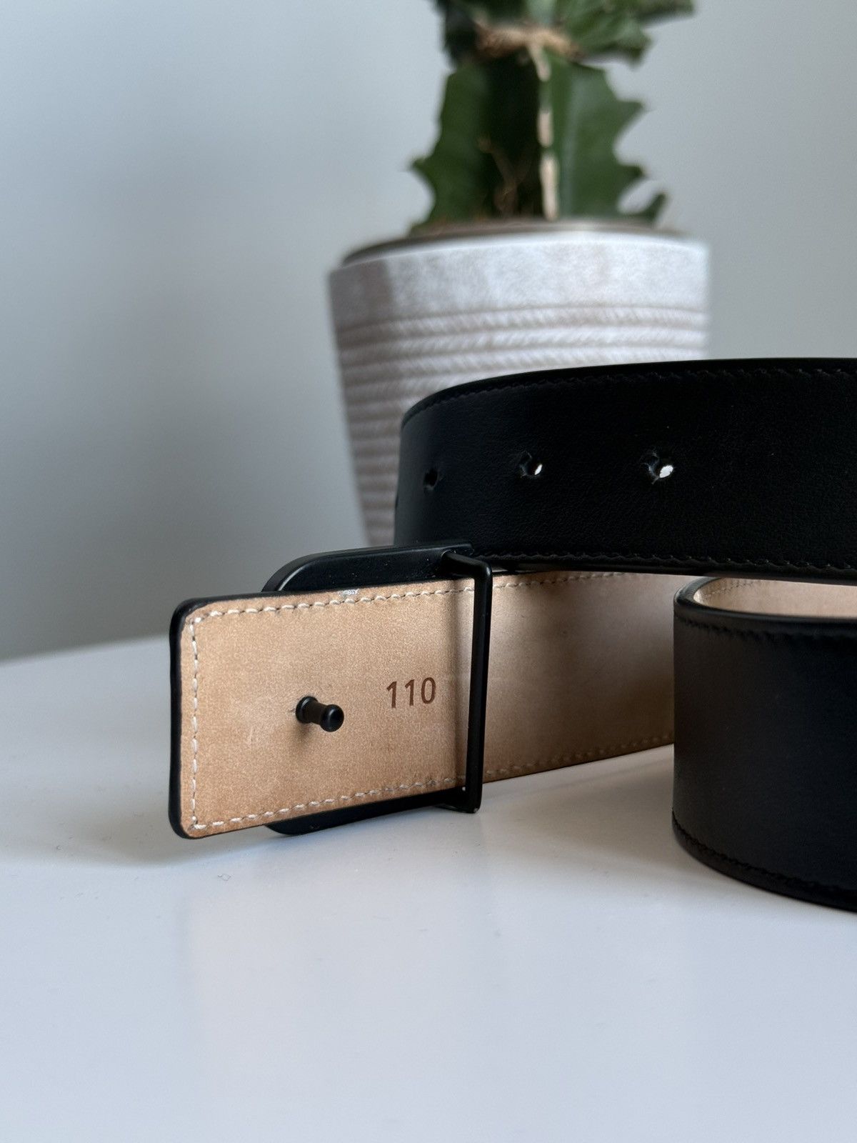 Balmain BALMAIN “B” Logo Belts in Black o1g2r1mq0424 Size: 110 Size ONE SIZE - 12 Thumbnail