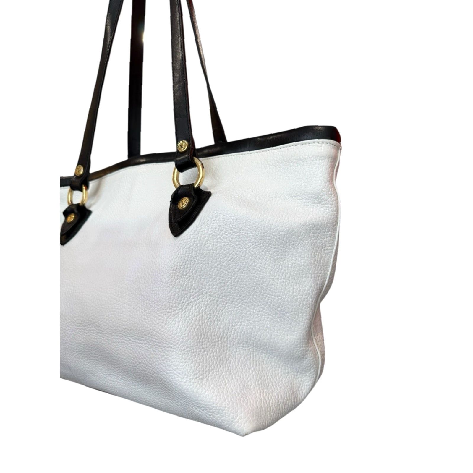 Vintage VALENTINA Crossbody Bag White Genuine Leather Handmade In Italy Black Trim Tote Womens Medium White/Pebbled Leather, Gold Hardware, Magnetic Closure Size ONE SIZE - 3 Thumbnail