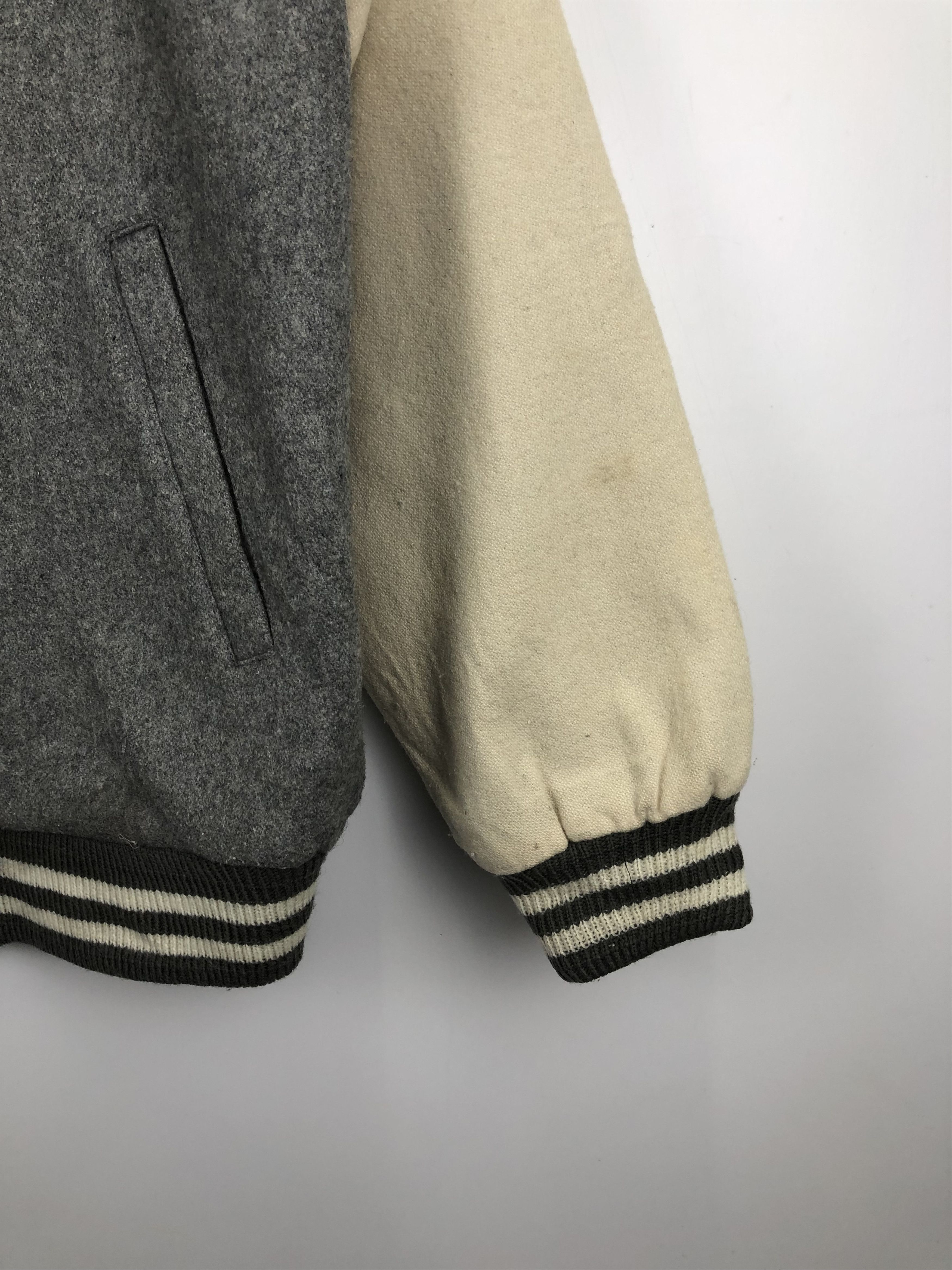 Japanese Brand Vintage 90s Japanese Brand Wool Varsity Jacket V0448 Size US L / EU 52-54 / 3 - 5 Thumbnail