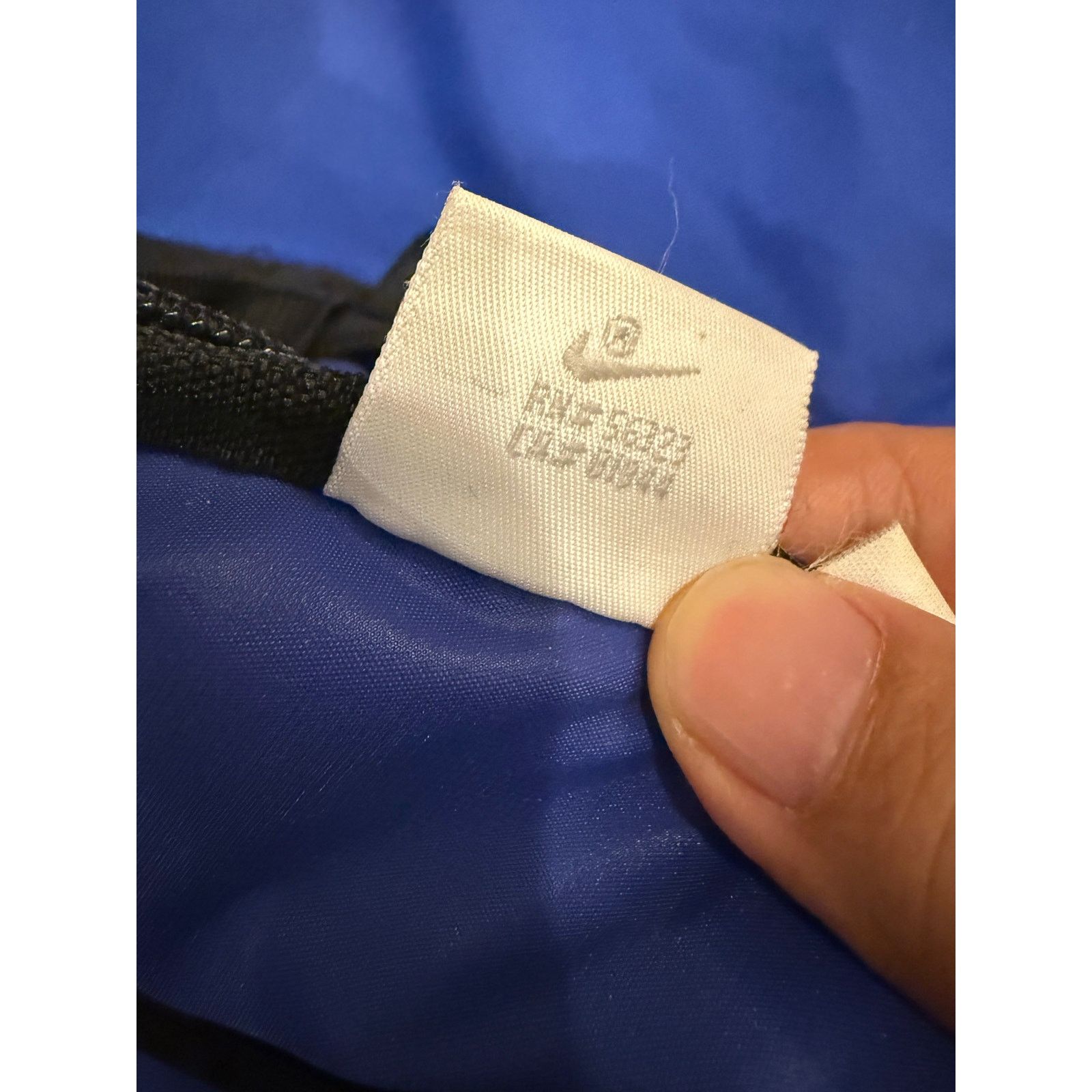 Nike Nike Blue Messenger Tote Sling Bag Embroidered Vintage 90s Size ONE SIZE - 5 Thumbnail