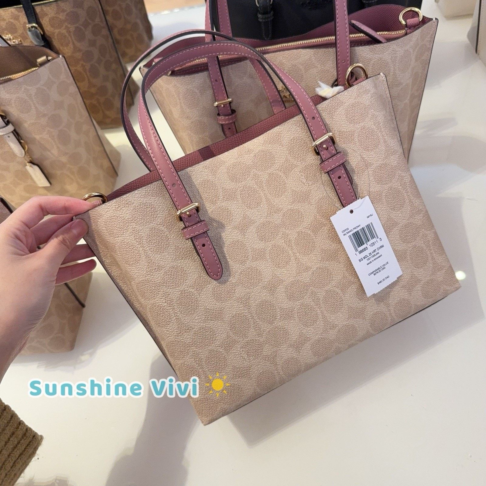Coach NWT Coach Mollie Tote Bag 25 Heart Charm Sand Peony CDF03 Size ONE SIZE - 6 Thumbnail