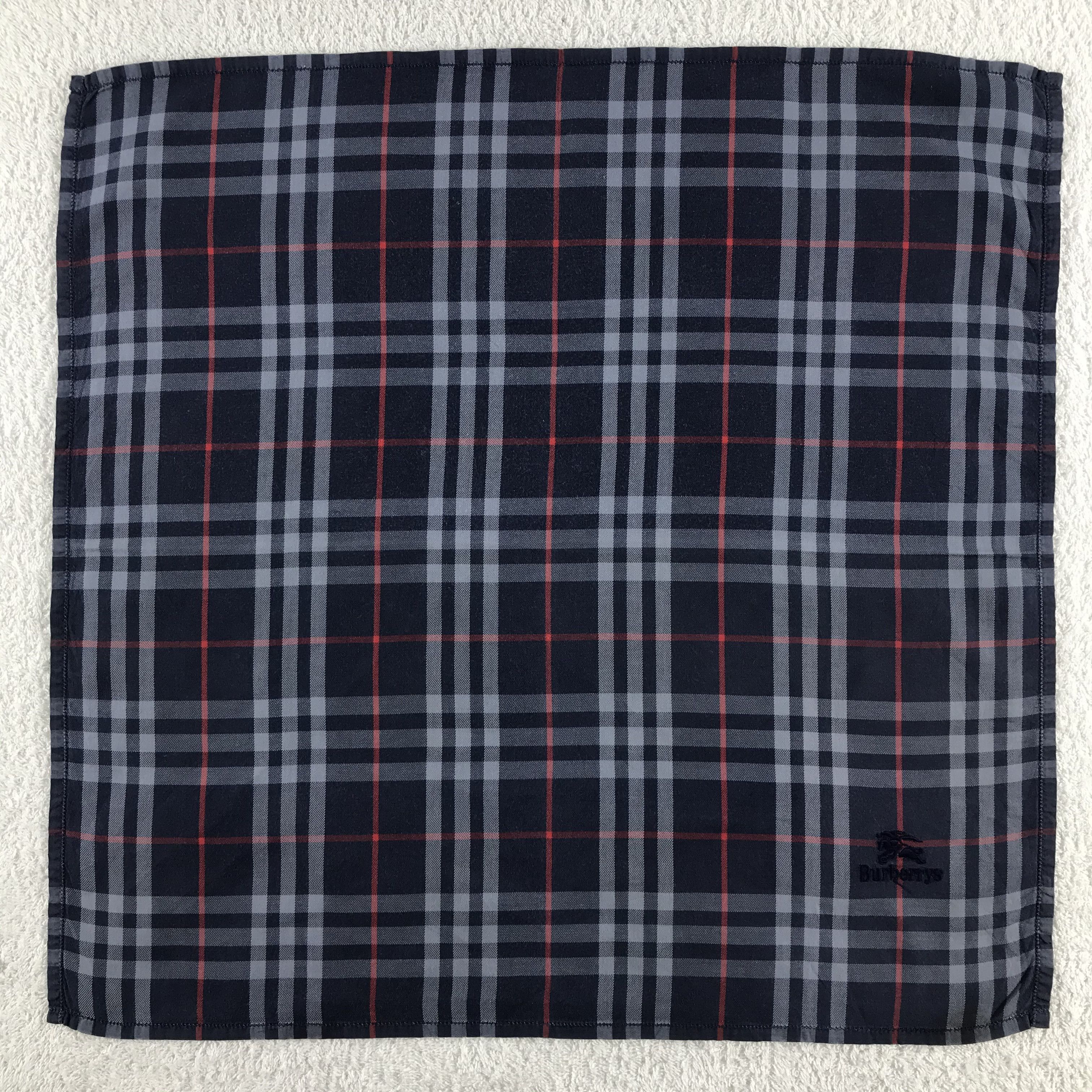 Burberry × Vintage Burberry Bandana / Handkerchief / Neckerchief - S077 Size ONE SIZE - 1 Thumbnail