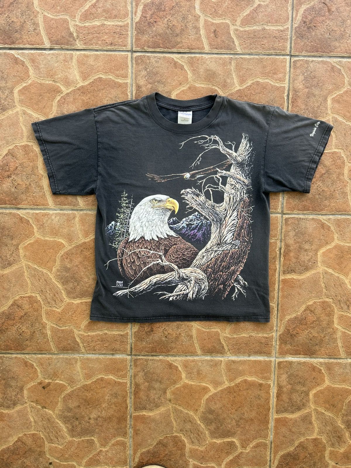 Vintage Vintage Nature tee Size US L / EU 52-54 / 3 - 1 Thumbnail