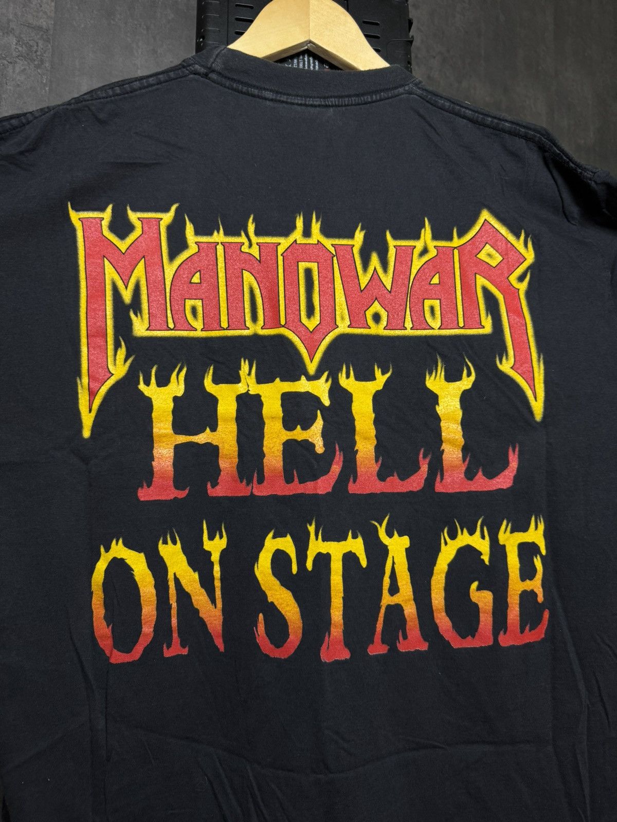 Other T-Shirt Manowar "Hell On Stage" 1998 Vintage Size US XL / EU 56 / 4 - 2 Thumbnail