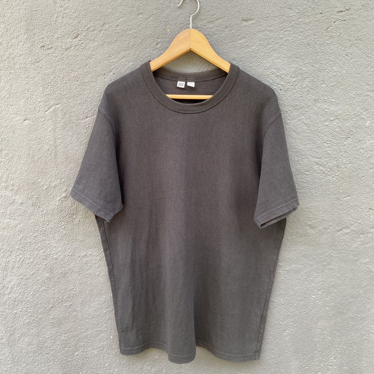 Lemaire × Uniqlo Thrashed Faded Lemaire x Uniqlo ERD GRUNGE GRAIL TEE Size US XL / EU 56 / 4 - 1 Thumbnail