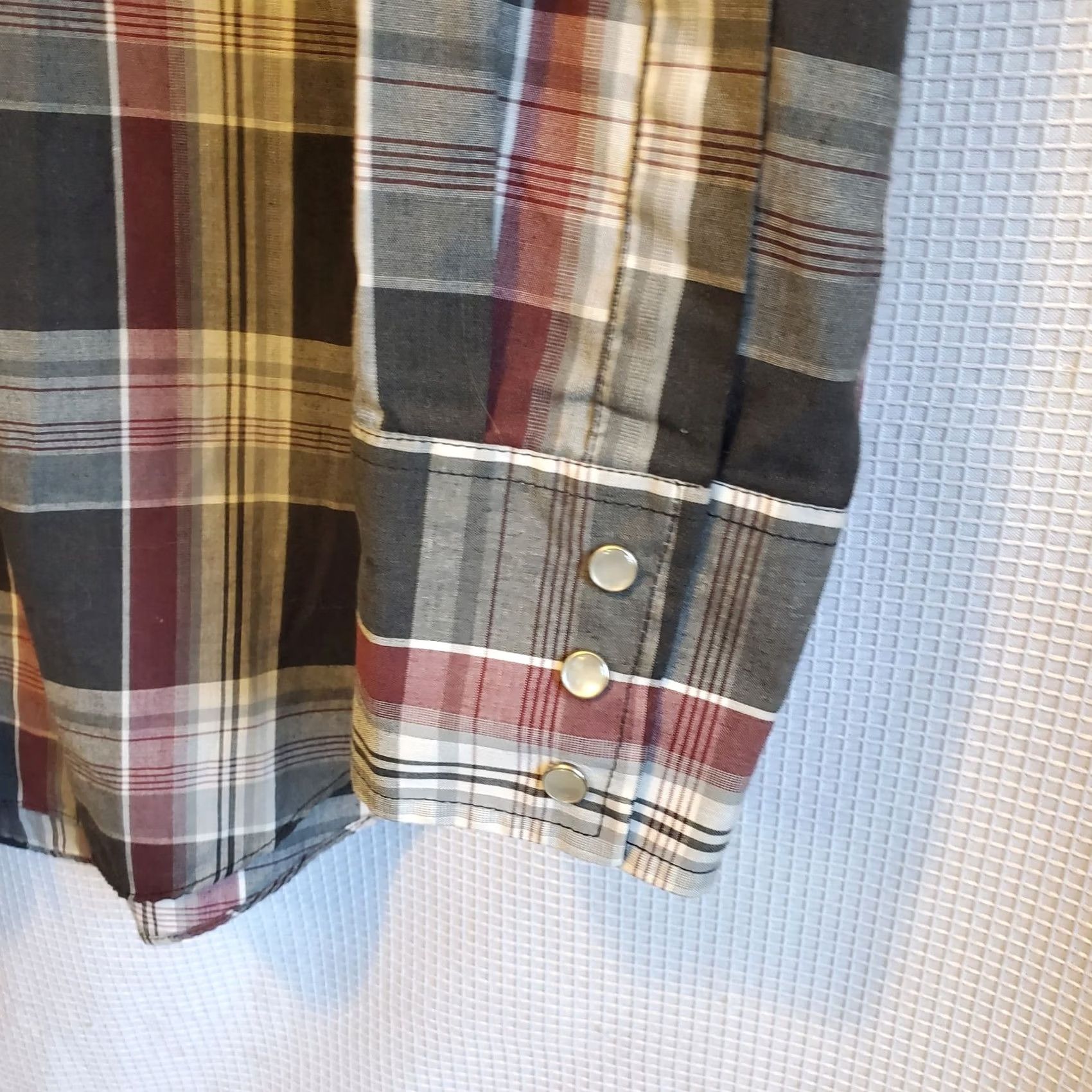 Vintage VINTAGE Ely Plains Shirt XL Pearl Snap Western Cowboy Plaid Black Red Mens Size US XL / EU 56 / 4 - 6 Thumbnail