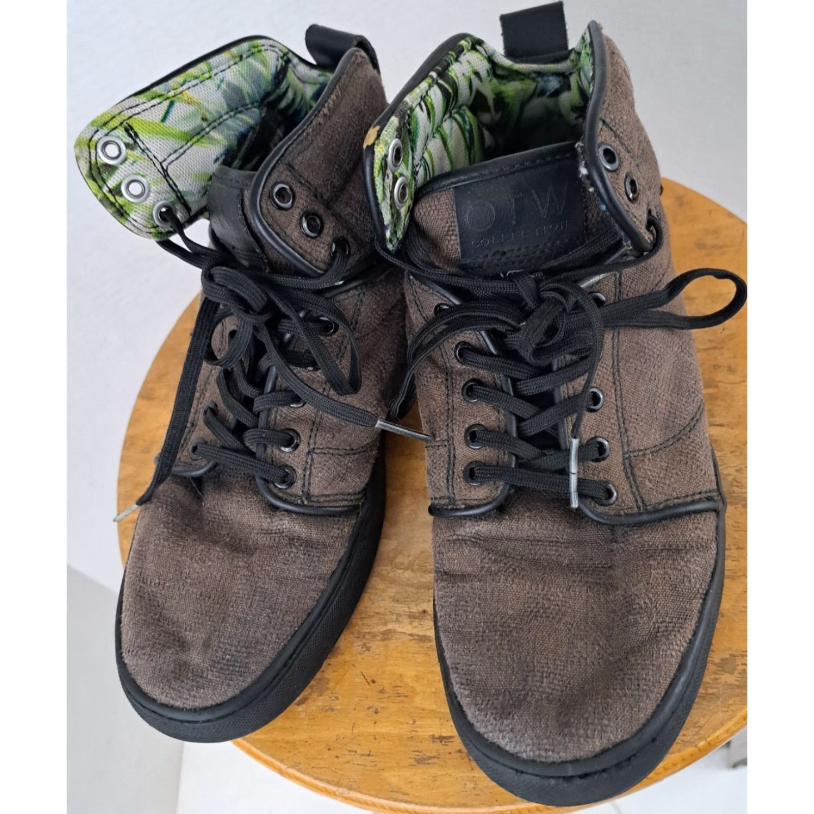Vans VANS Sk8-Hi Hiking Outdoor Shoe Boots Suede High Top Mens 7.5 Brown Sneaker Boots Outdoor Waterproof? (Wait) Size US M / EU 48-50 / 2 - 7 Thumbnail