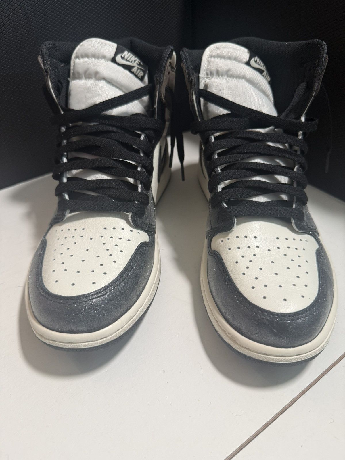 Jordan Brand Jordan 1 High - Dark Mocha Size US 11.5 / EU 44-45 - 4 Thumbnail