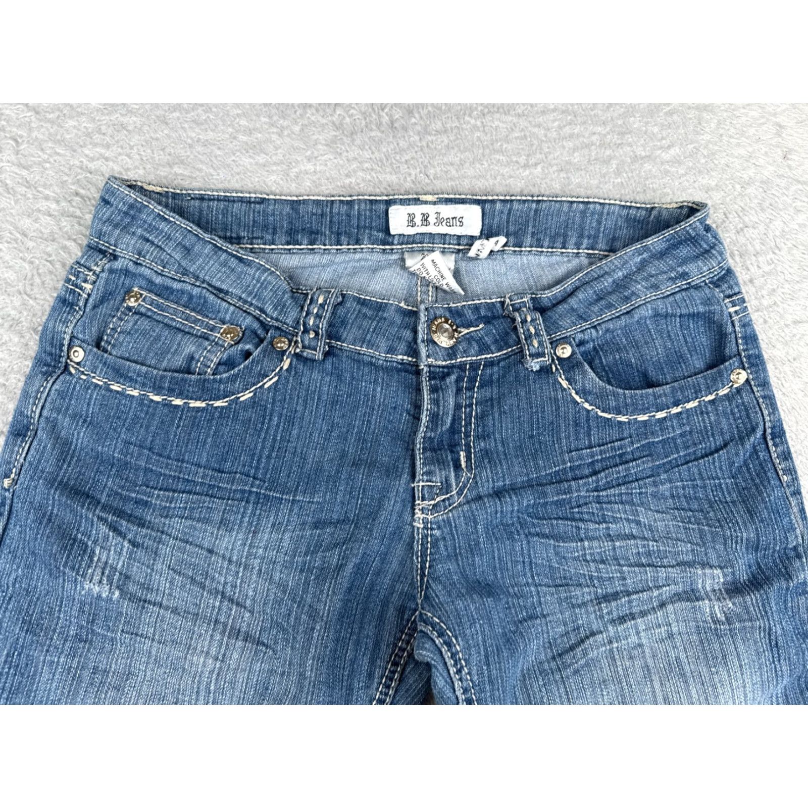 Vintage B.B Jeans Juniors 9 Blue Denim Capri Pants Low Rise Embroidered Zipper 30x16 Womens Size 30" / US 8 / IT 44 - 4 Thumbnail