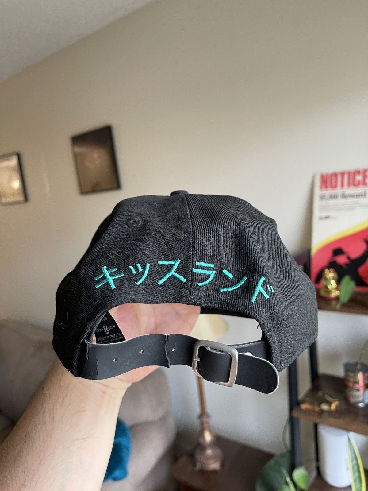 New Era × The Weeknd × XO VERY RARE The Weeknd 2013 Kiss Land VIP Tour Hat (New Era) Size ONE SIZE - 4 Thumbnail