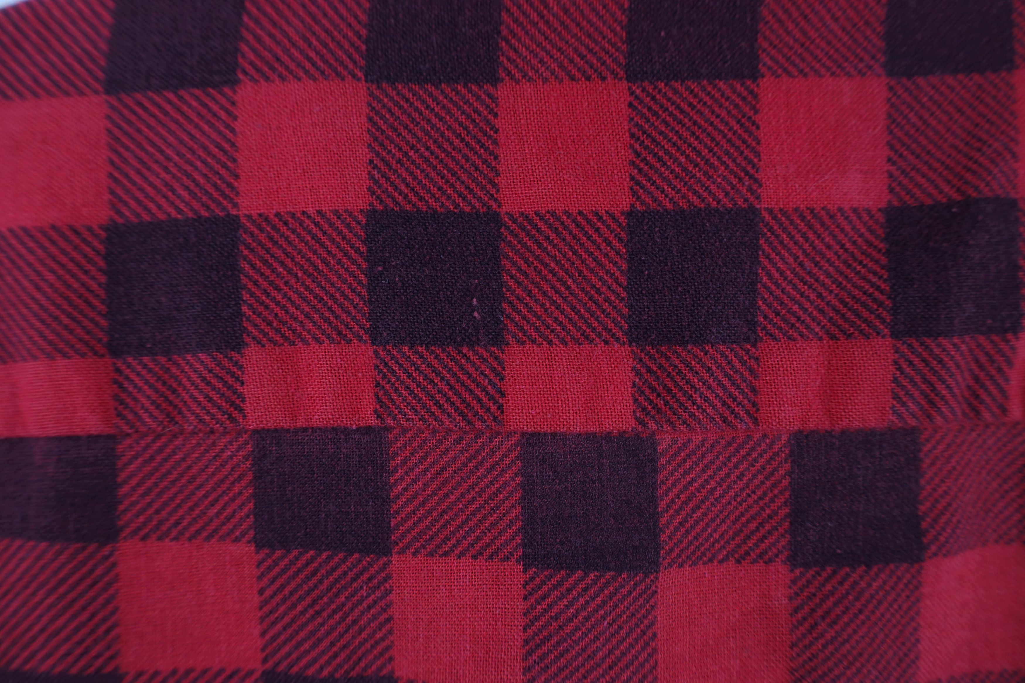 Vintage Vintage 70s Streetwear Flannel Collared Button Shirt Red Size US XL / EU 56 / 4 - 11 Thumbnail