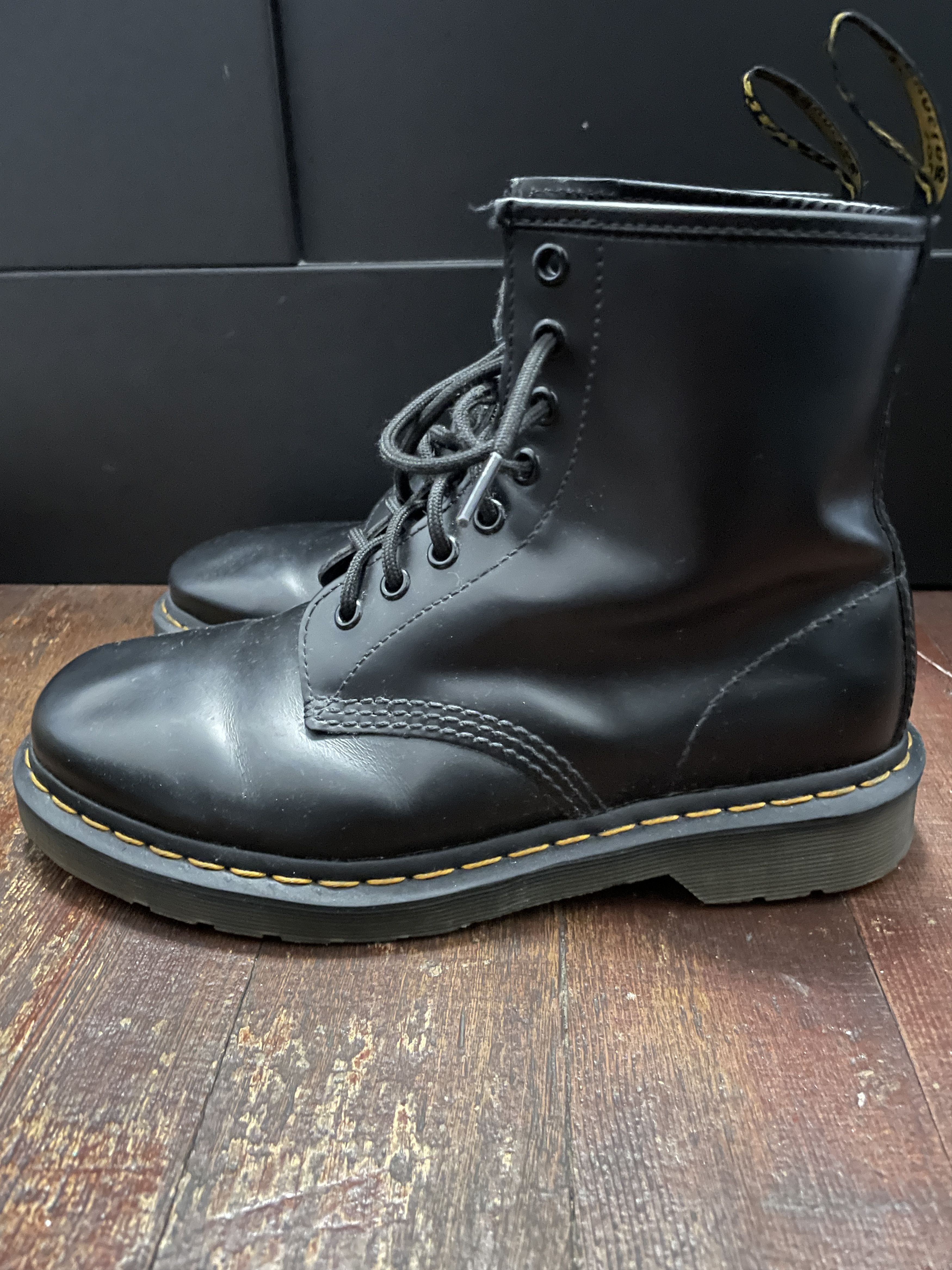 Dr. Martens Dr. Marten 1460 Leather Boots Size US 7 / EU 40 - 1 Thumbnail