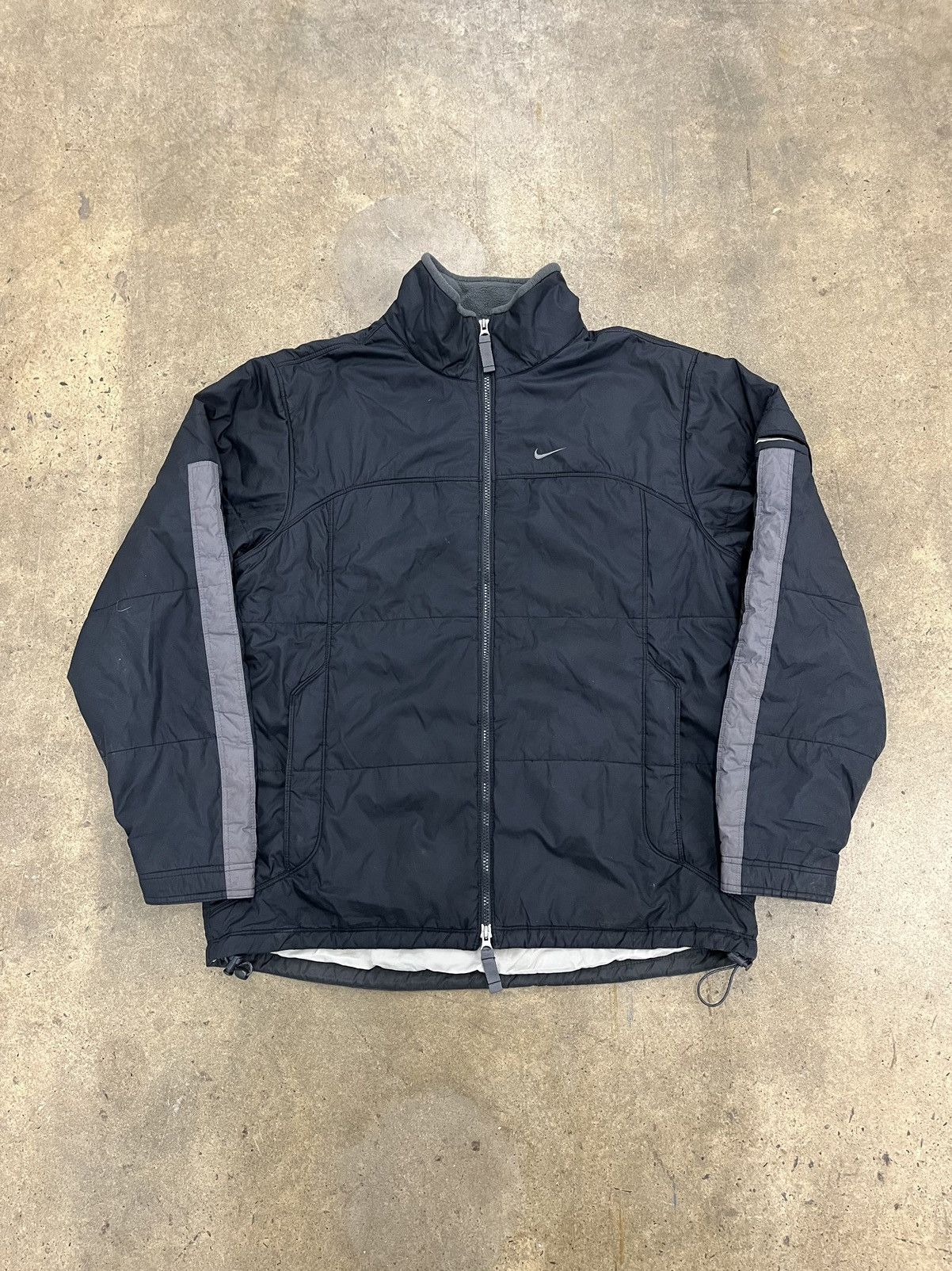 image of 2000’S Nike Black Puffer Jacket Size Large, Men's